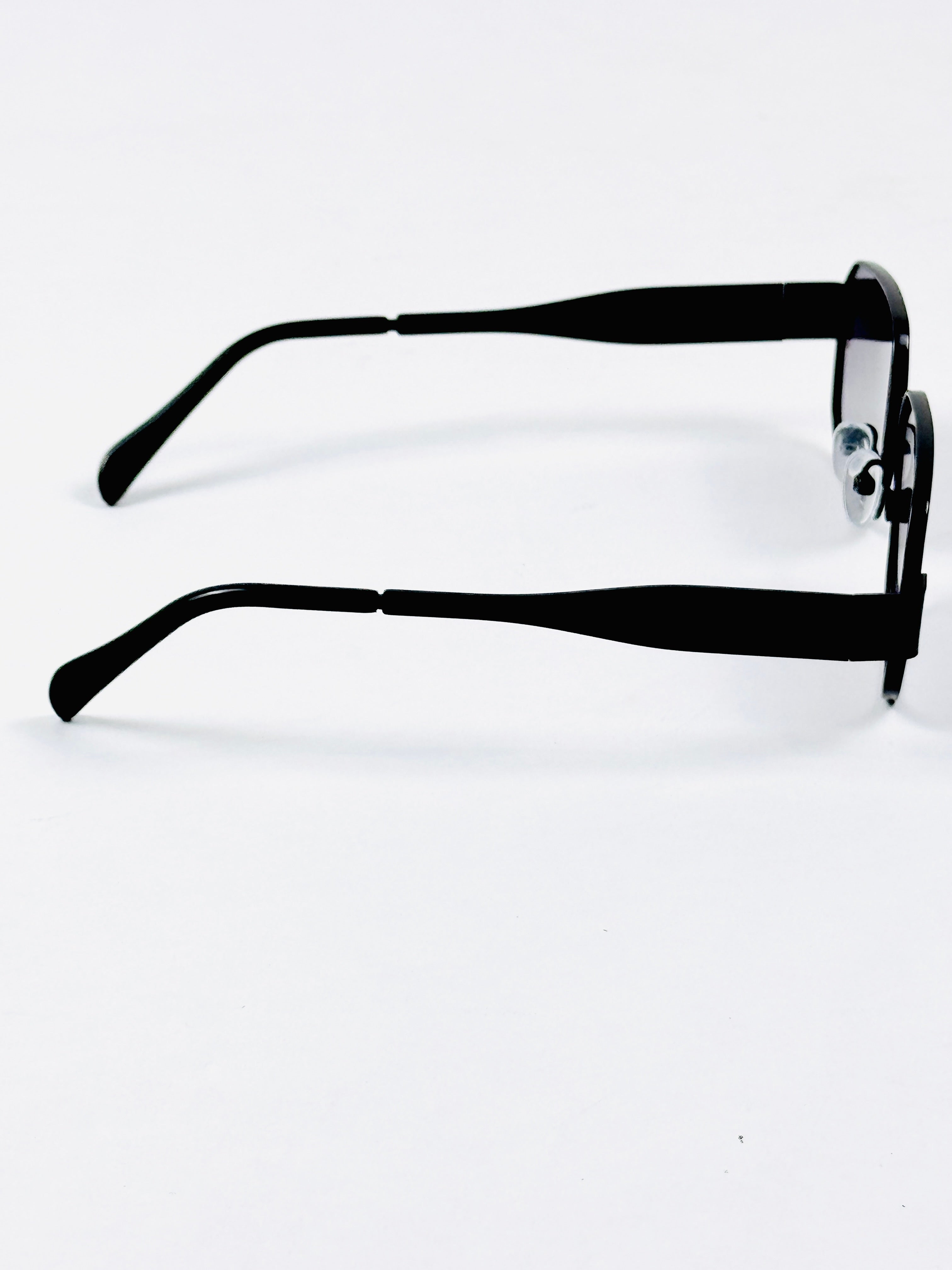 Celine – Triomphe - 55 – Black Gradient – Metal – Sunglasses - Unisex