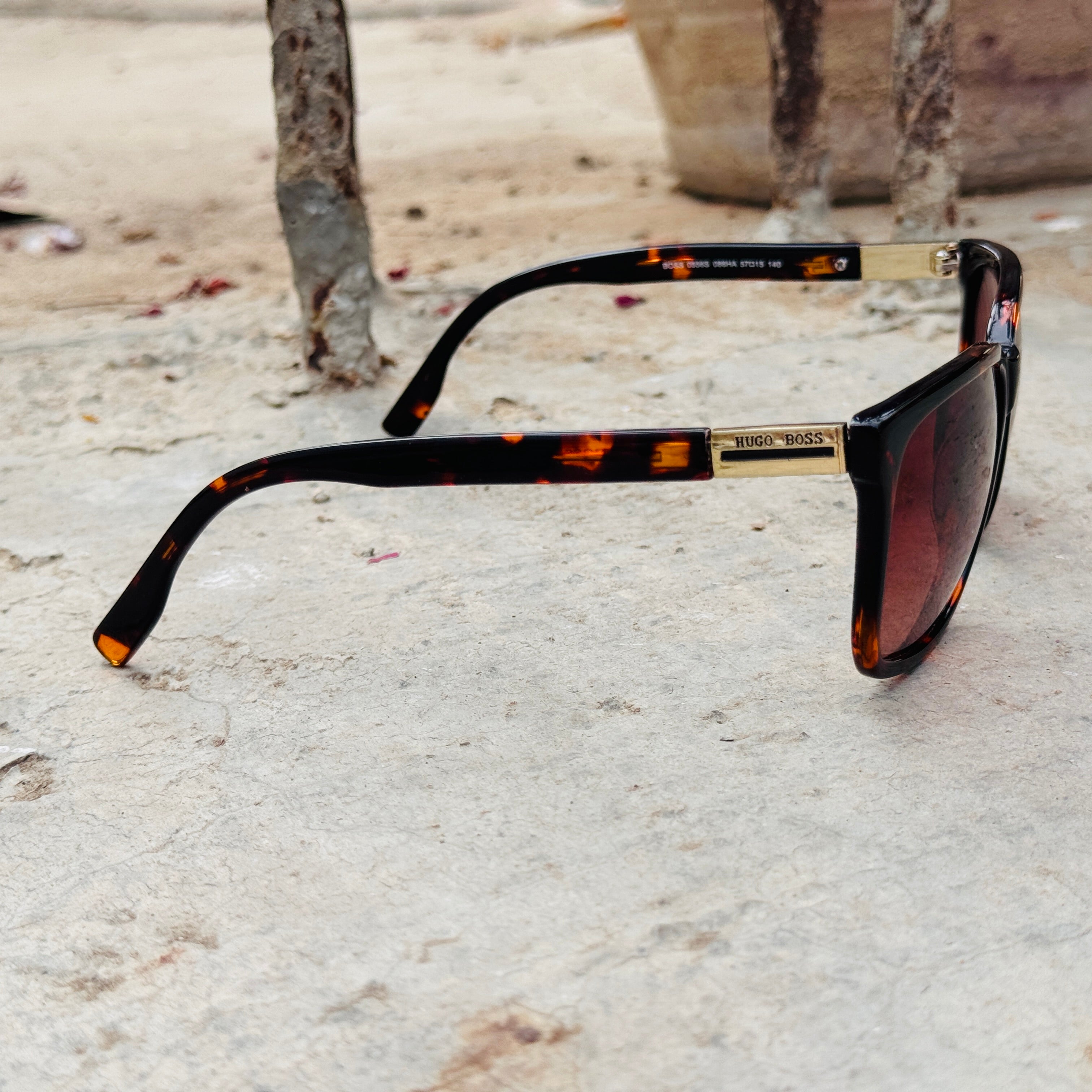 Higo  Boss – 0556 - 57–  Tortoise Brown - Acetate - Sunglasses – Unisex - Premium