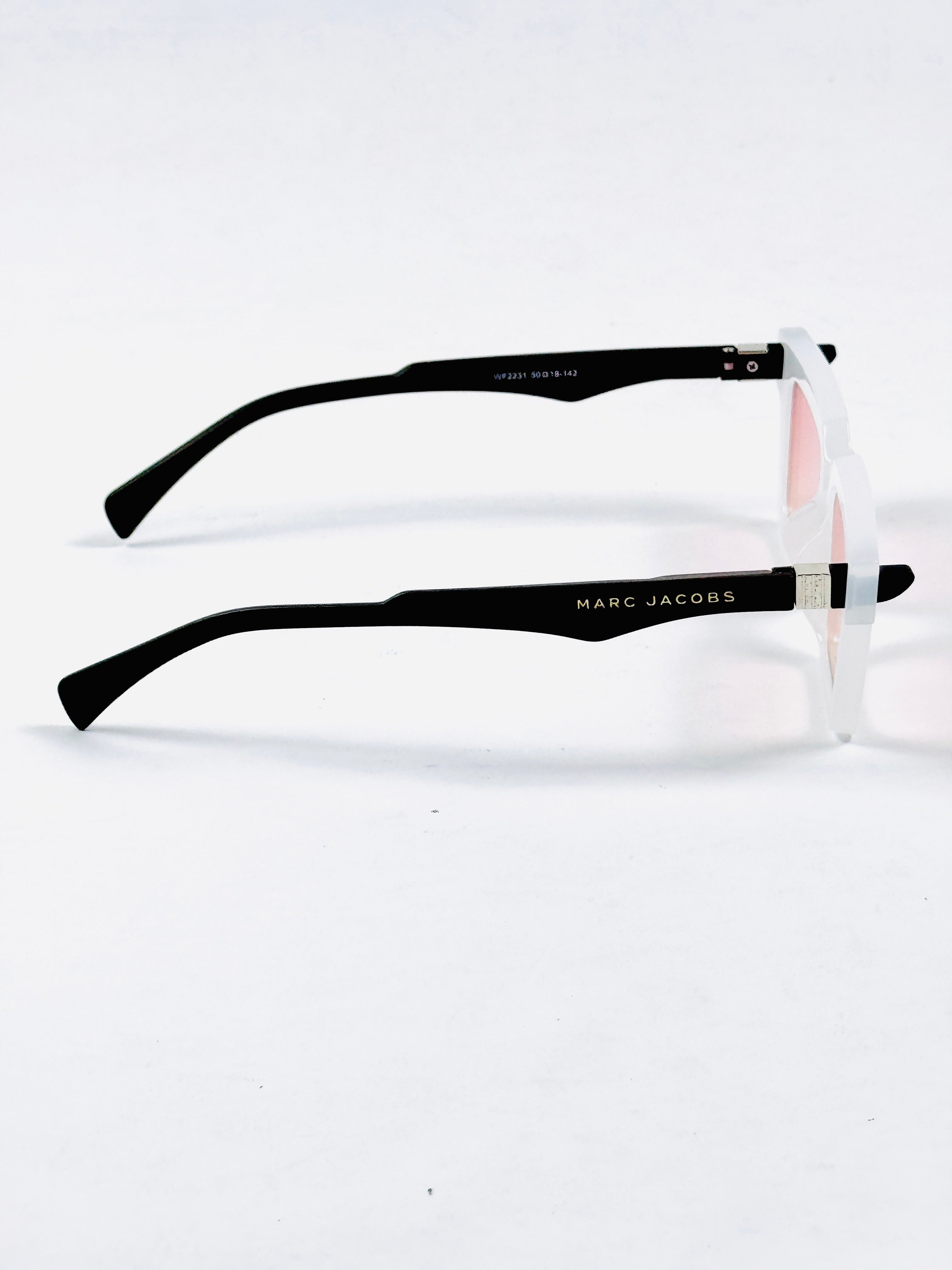 Marc Jacobs – 2231 – 50 – White Pink – Acetate – Sunglasses – Unisex