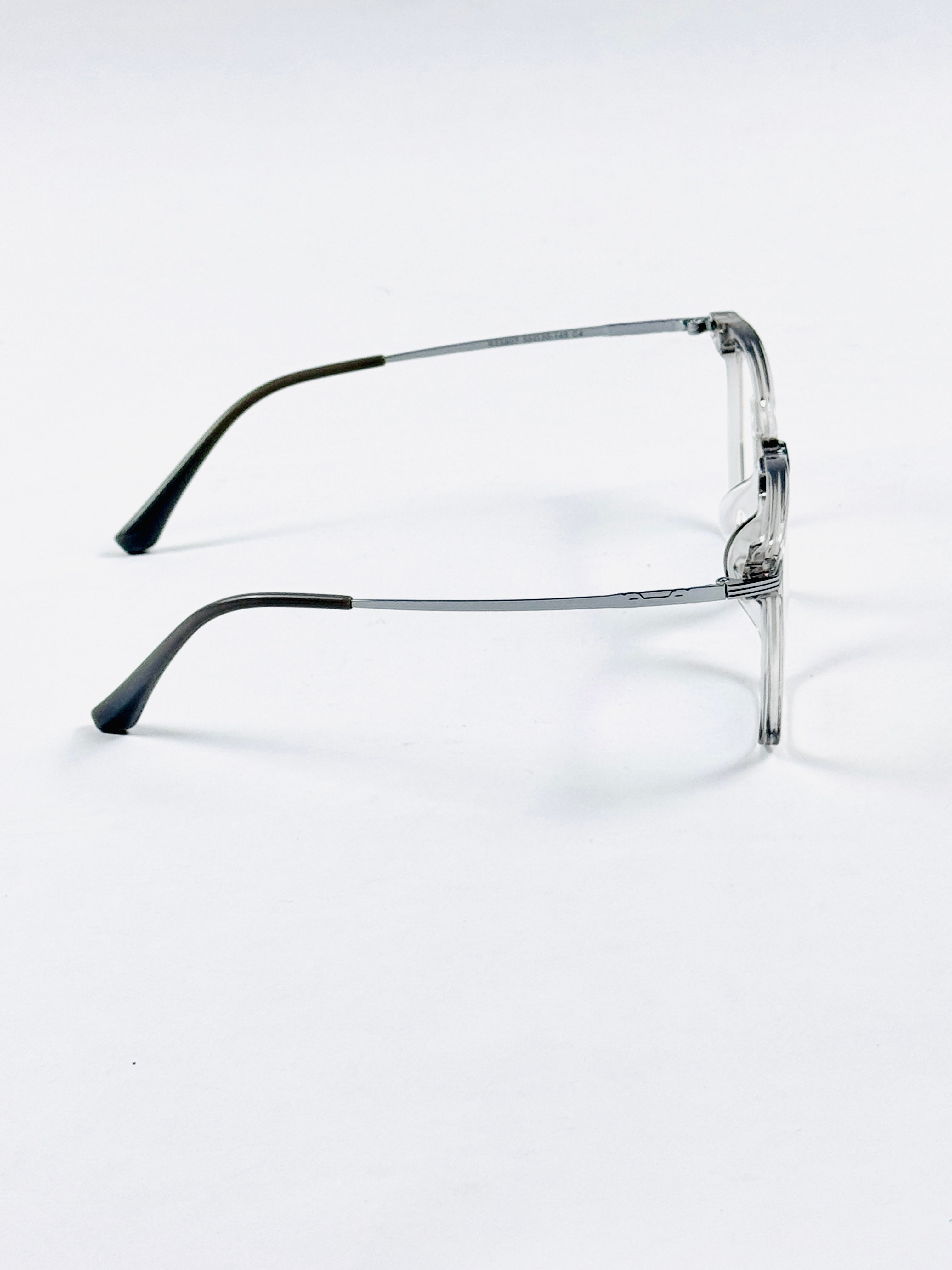 Tr – 55807 - 50 - Silver Grey – Acetate - Metal – Optics - Unisex