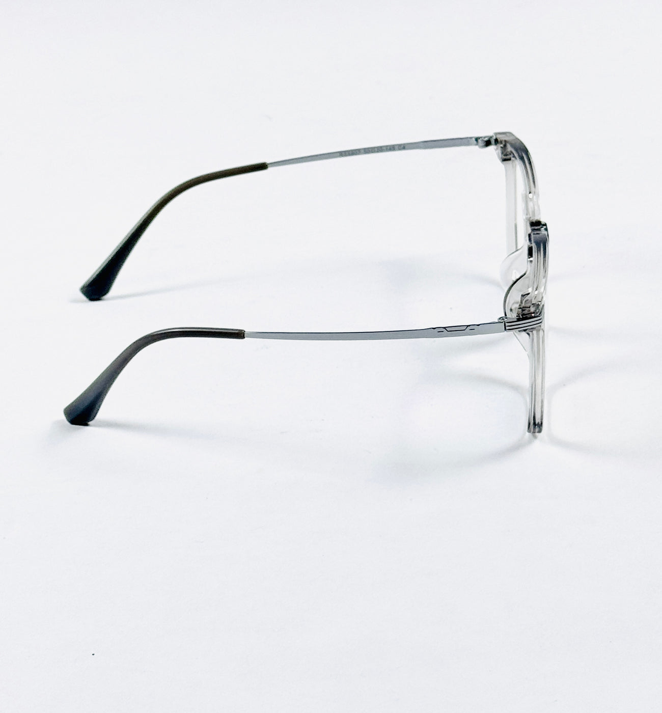 Tr – 55807 - 50 - Silver Grey – Acetate - Metal – Optics - Unisex