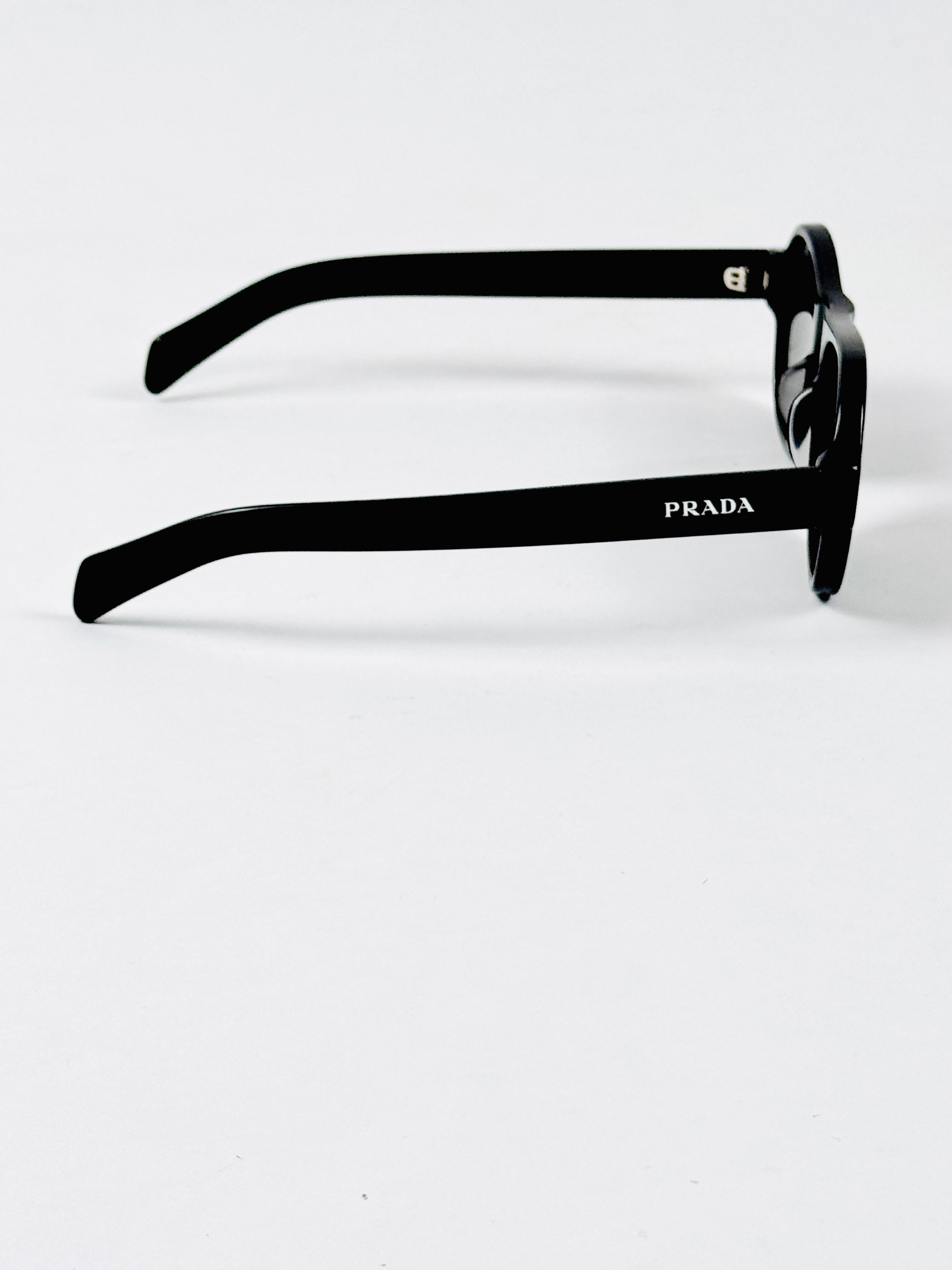 Prada – SPRc12S – 54 – Black –  Acetate - Sunglasses – Unisex - Premium