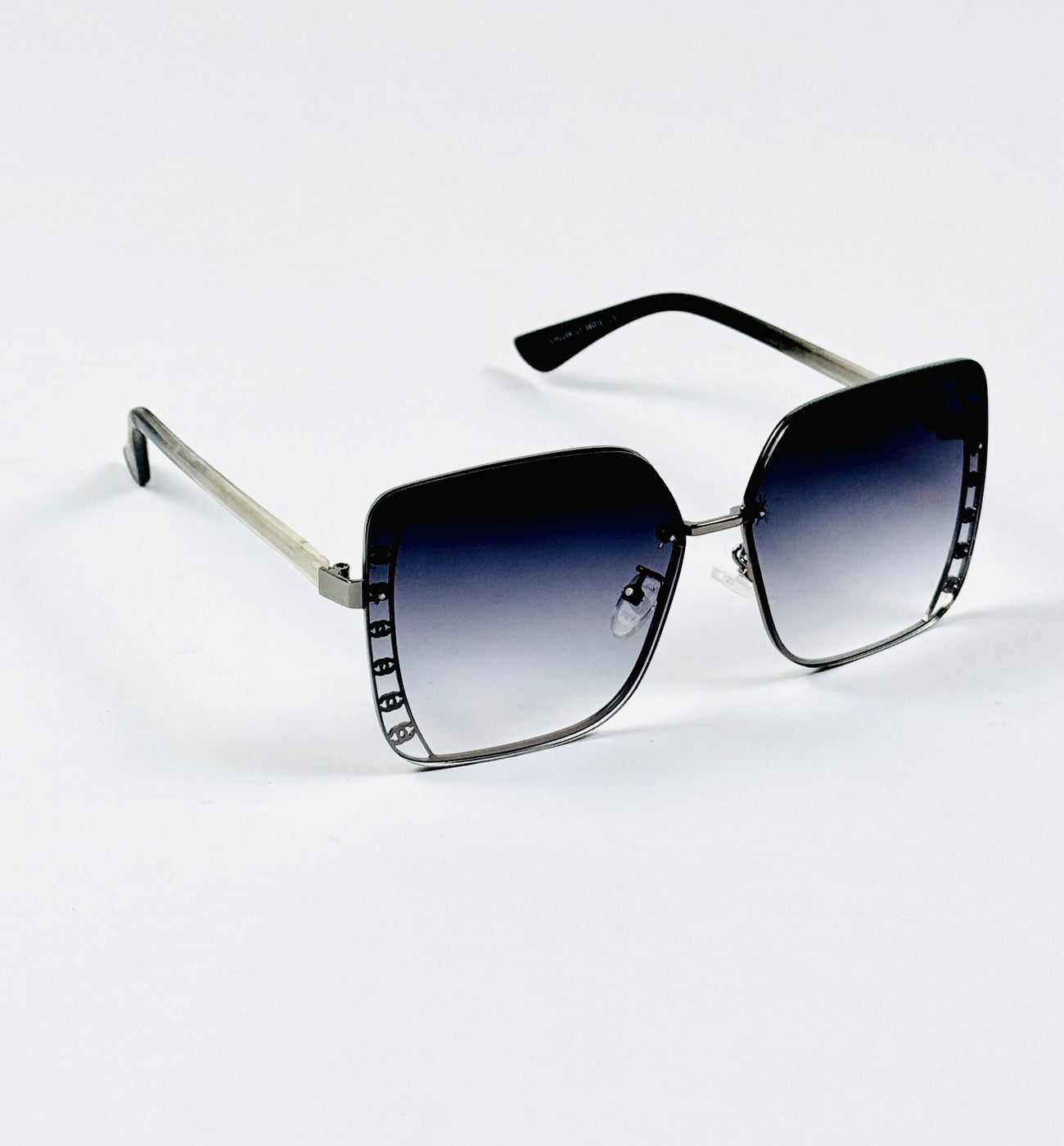 Chanel – 2204 – 56 – Black Gradient – Metal – Sunglasses – Ladies