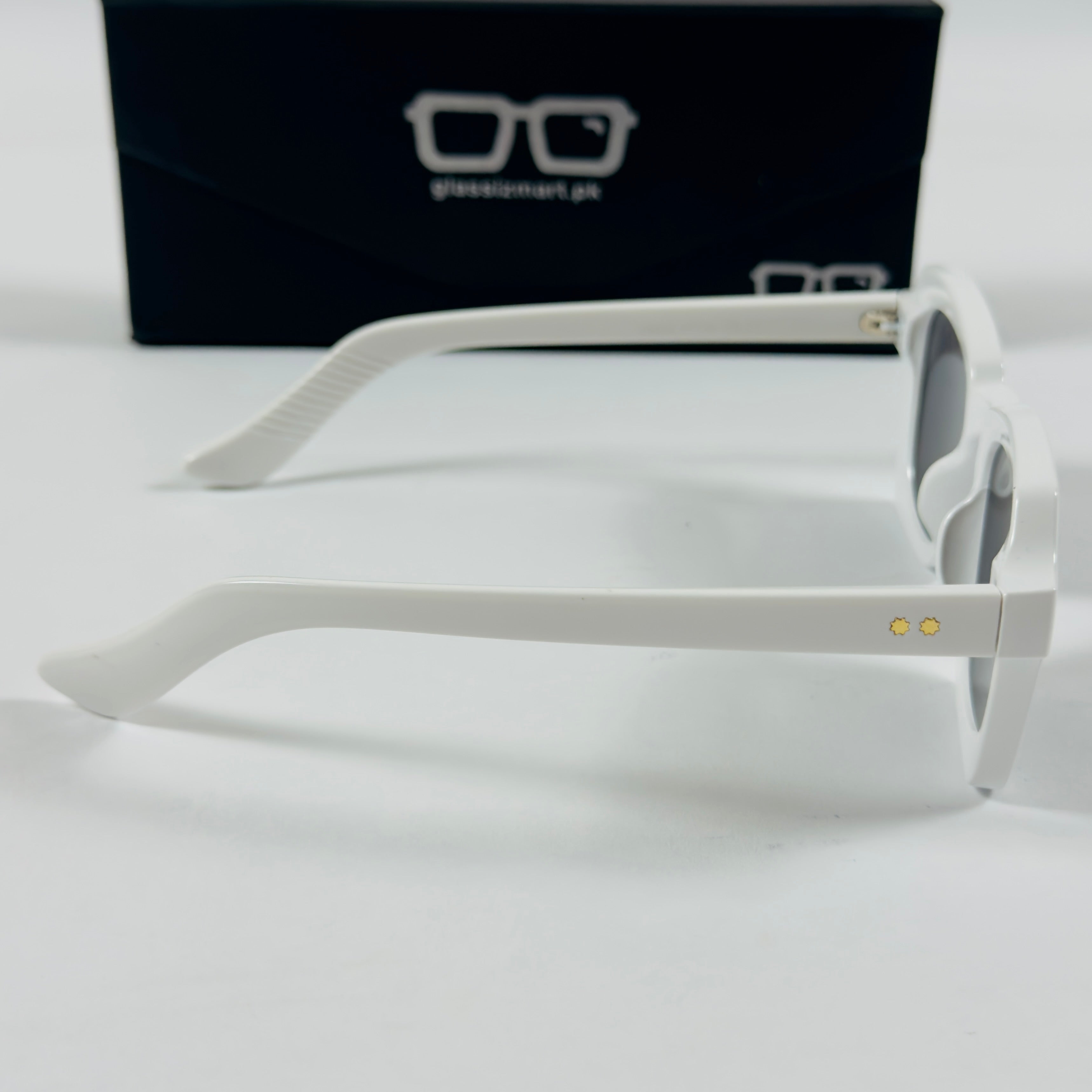 Moscot – 6504 – 47 - White Black – Acetate  – Sunglasses - Unisex