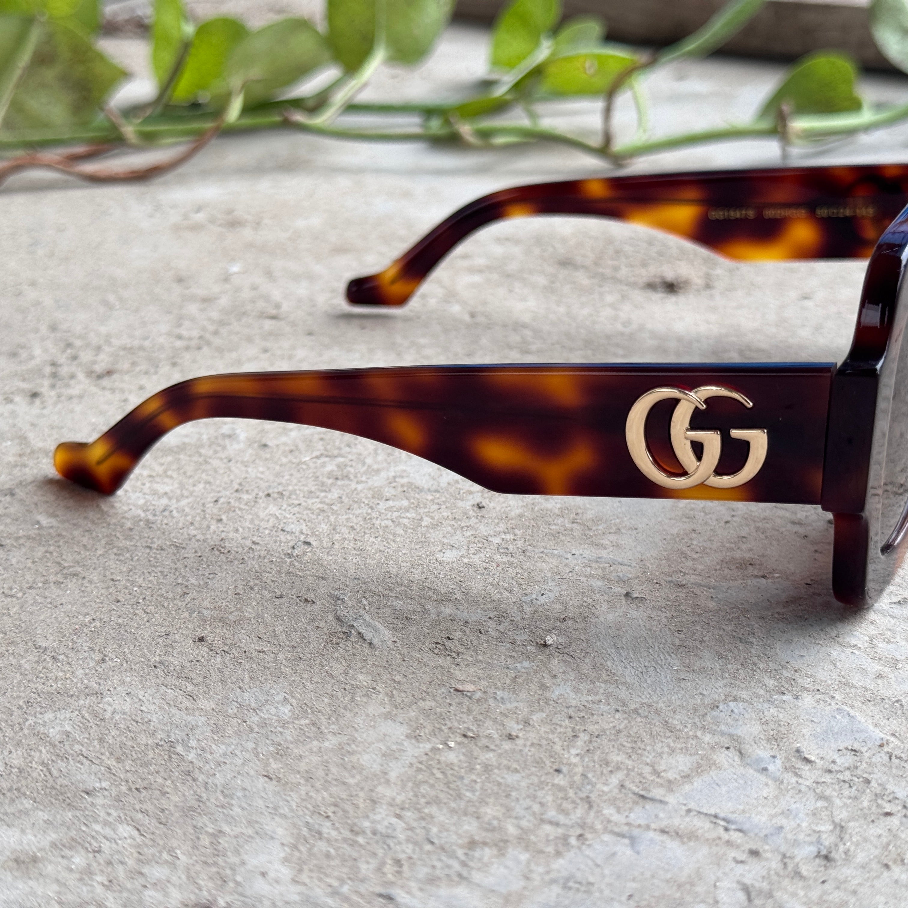 Gucci – 1547 - 50 –   Tortoise - Acetate - Sunglasses – Ladies - Premium