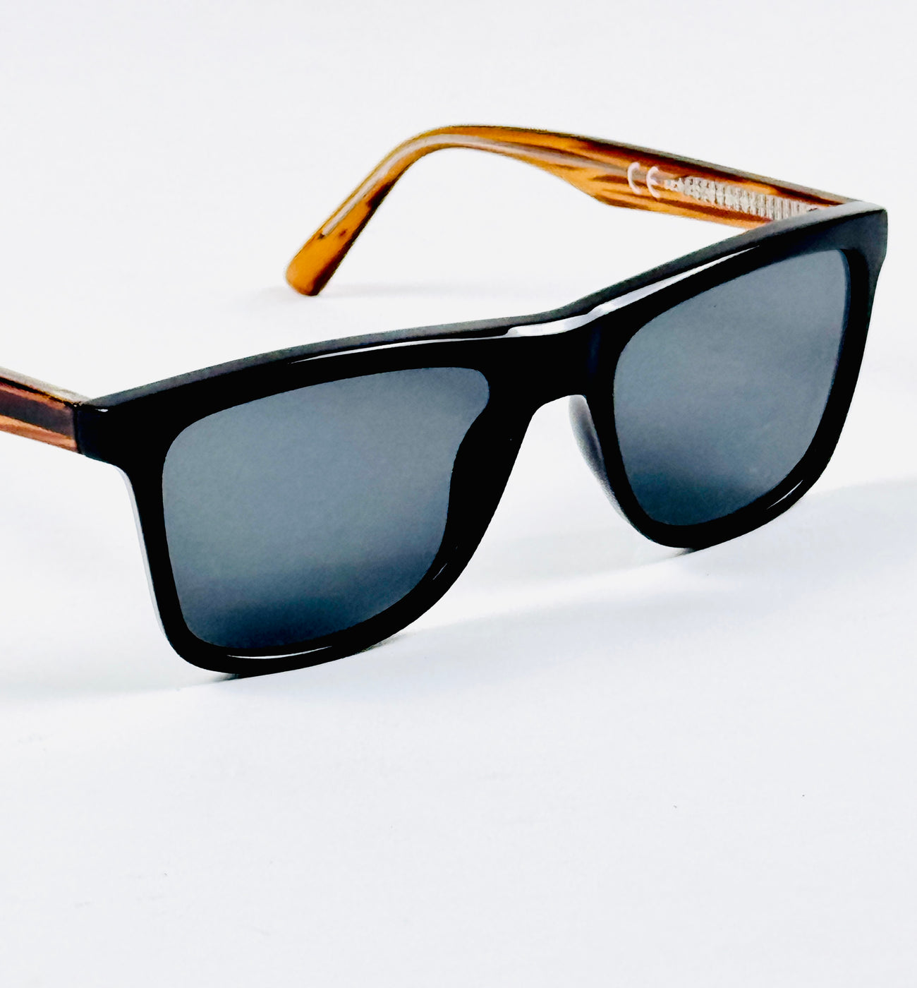 Moscot - 6828 – 57 – Tortoise Black – Acetate – Sunglasses – Unisex