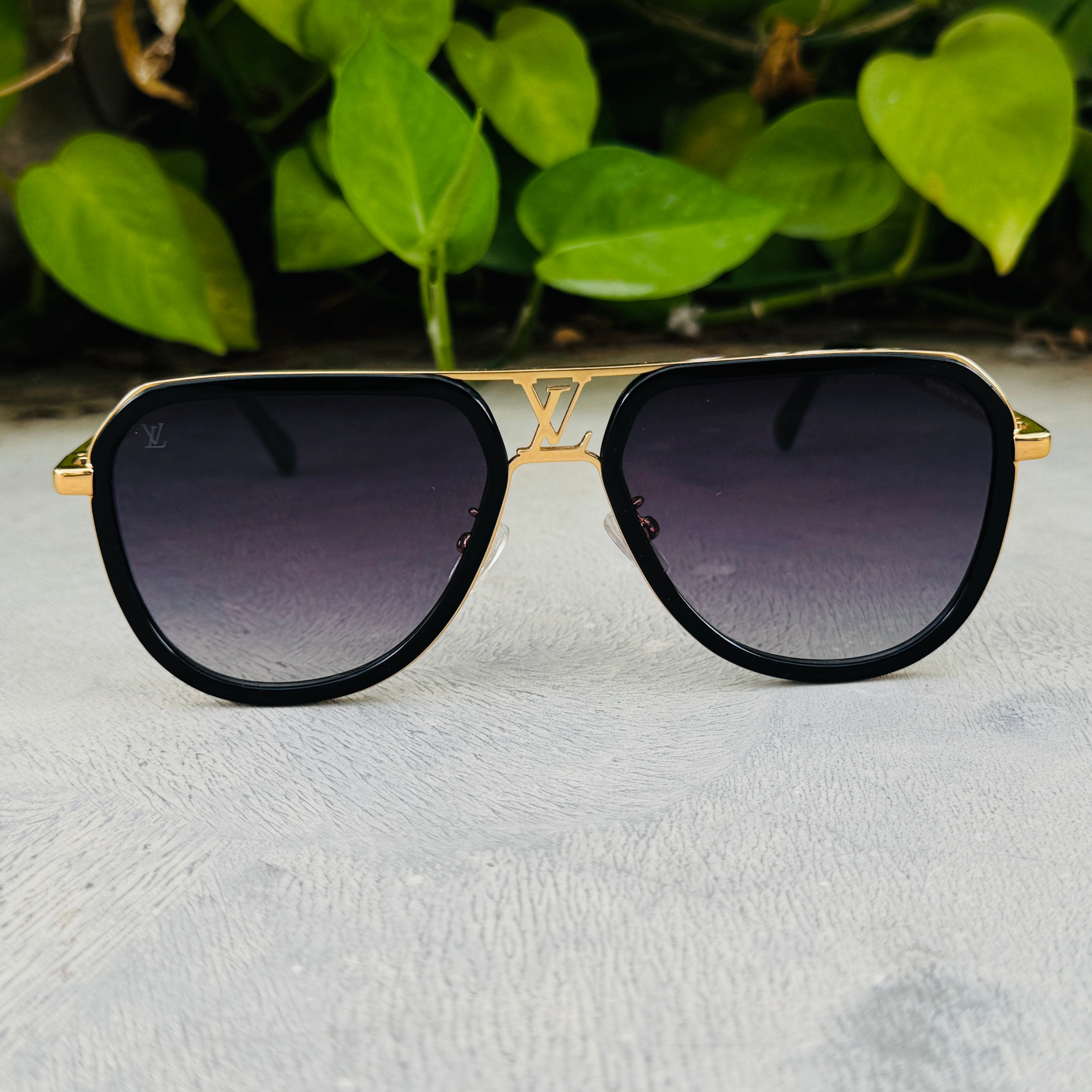 Louis Vuitton – 2129 - 55 –  Golden Black - Metal - Sunglasses – Unisex - Premium