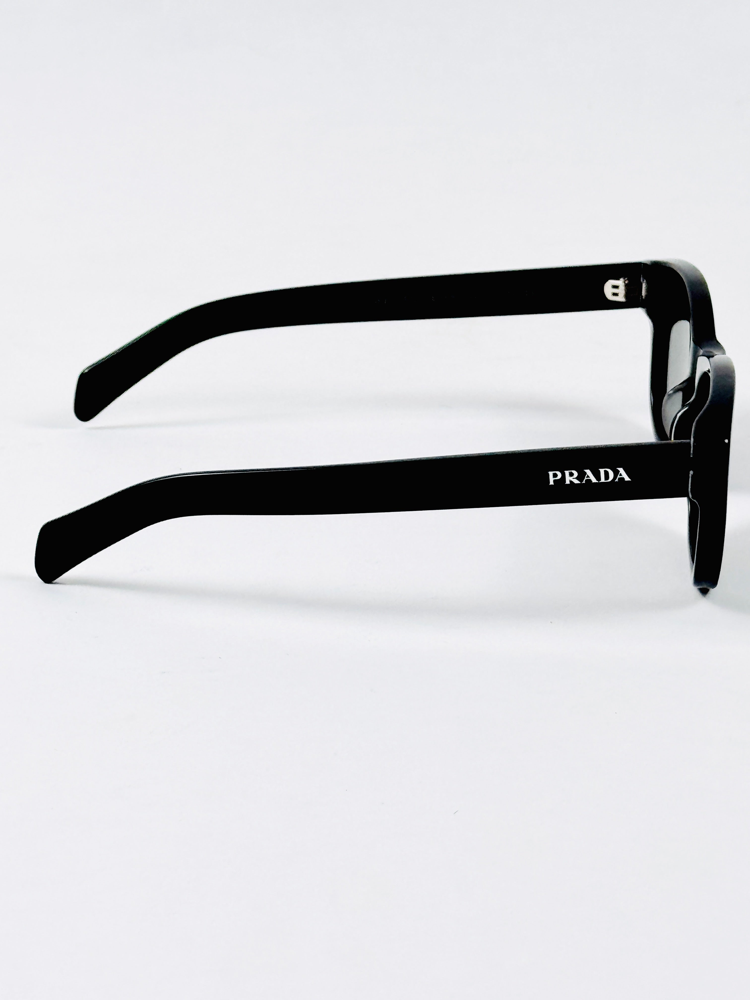 Prada – SPRc13S – 56 – Black –  Acetate - Sunglasses – Unisex - Premium