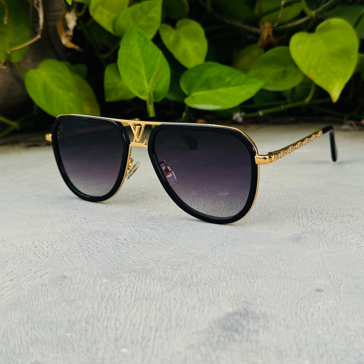 Louis Vuitton – 2129 - 55 –  Golden Black - Metal - Sunglasses – Unisex - Premium