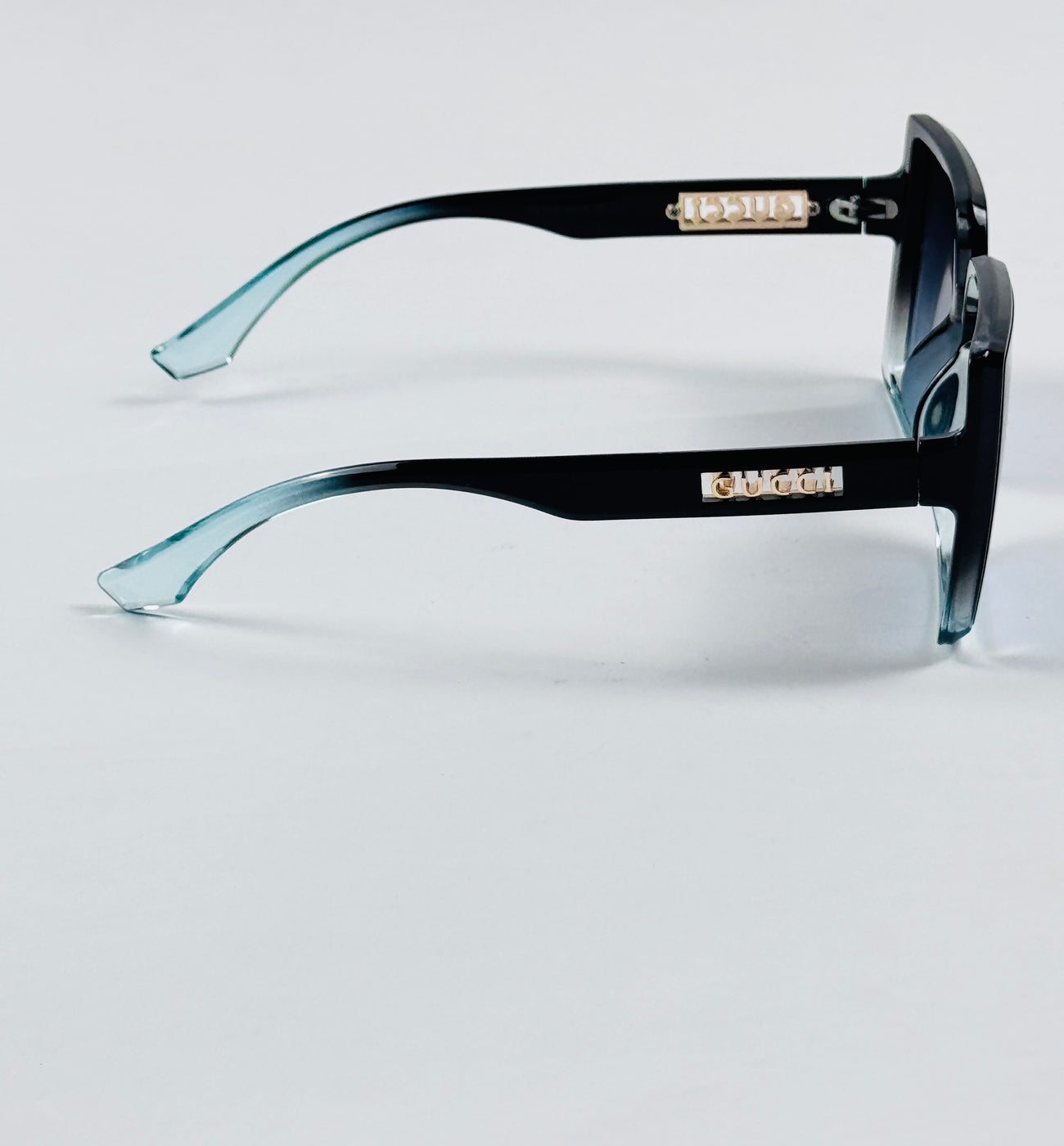 Guci - 36266 – 60 – Black Blue – Acetate – Sunglasses – Ladies