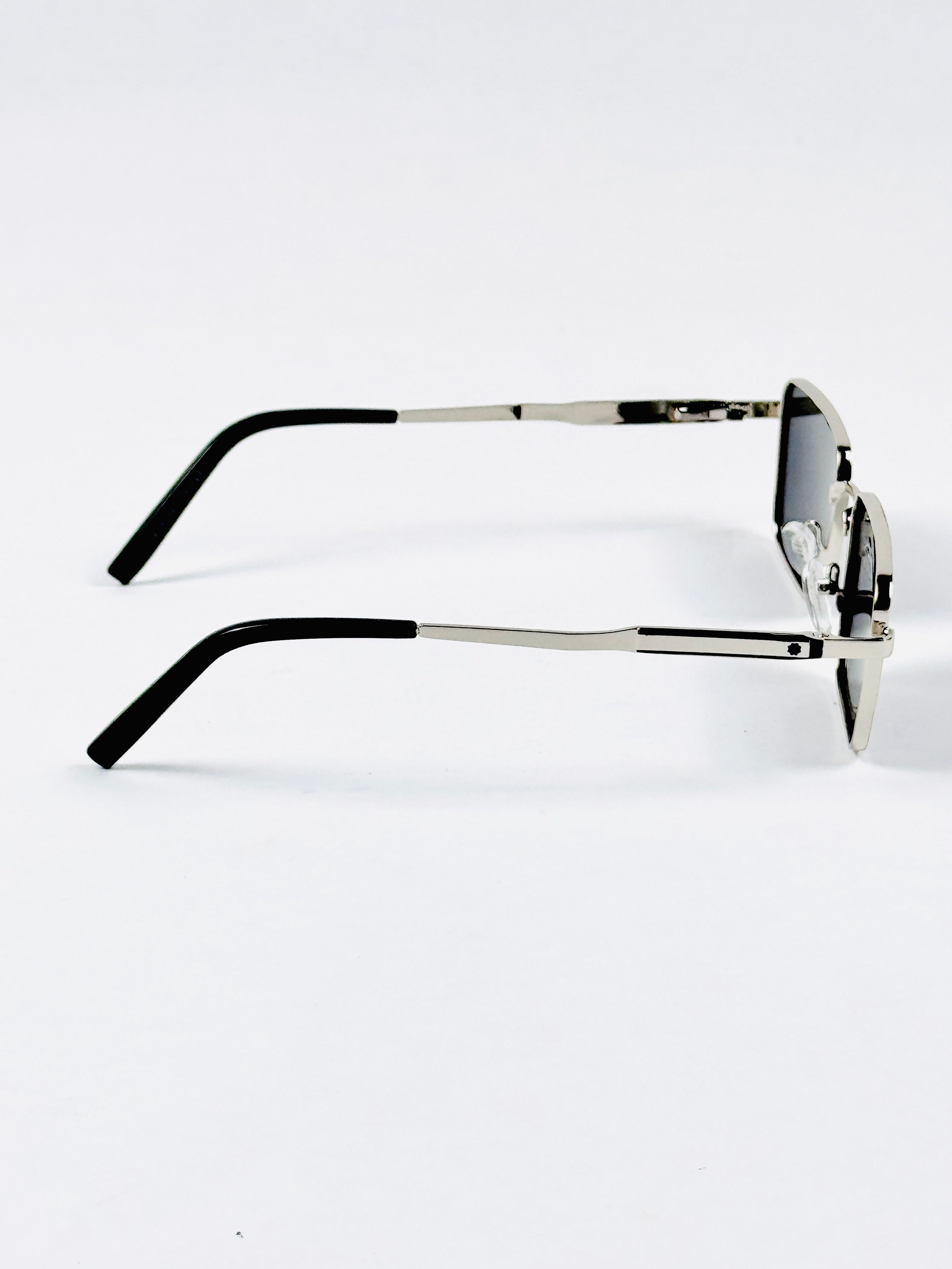 Louis Vuitton – 1438 – 54 – Silver Black – Metal – Sunglasses – Unisex