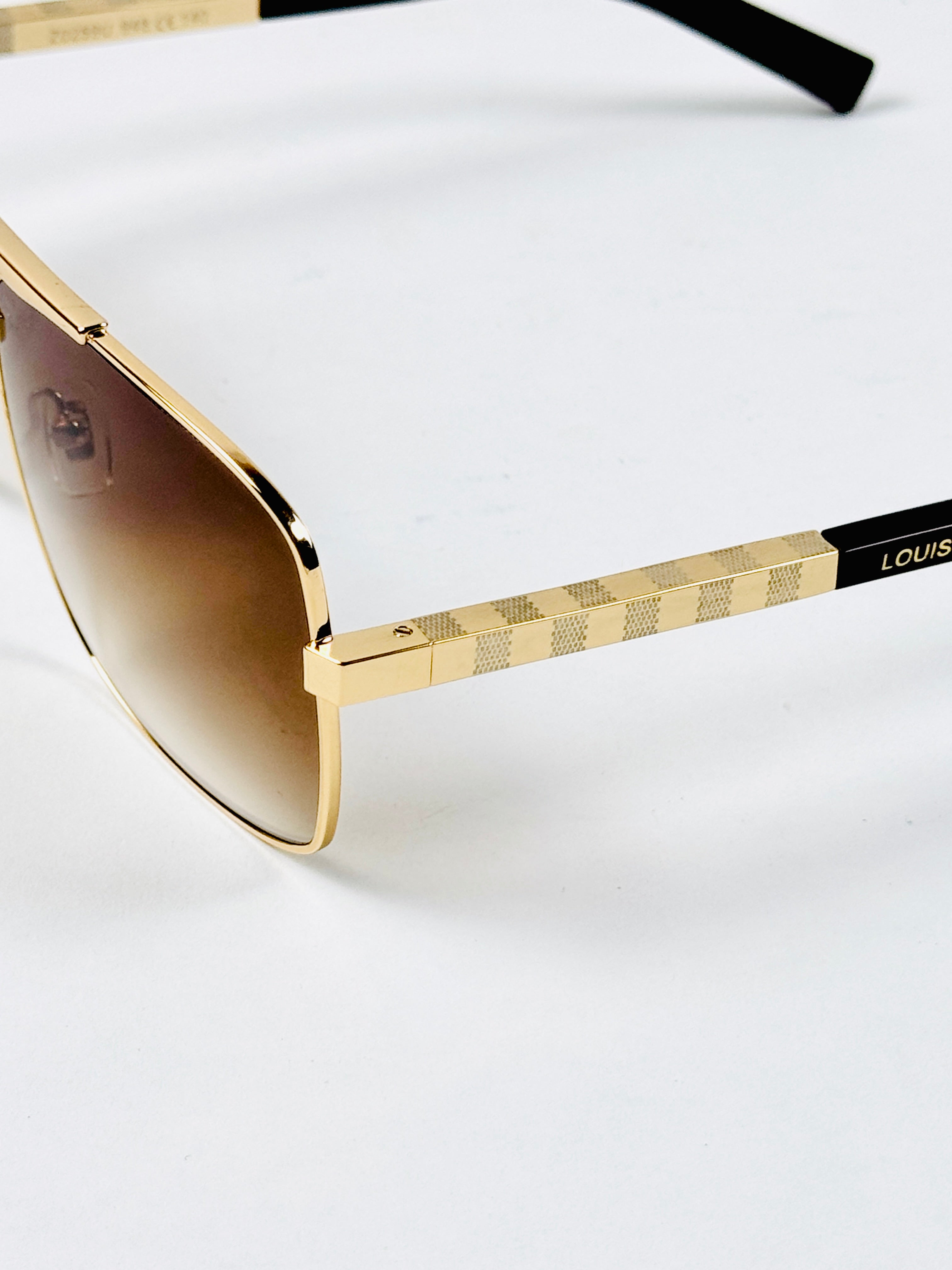 Louis Vuitton – 0259 - 61 – Golden Brown Gradient - Metal - Sunglasses – Unisex - Premium