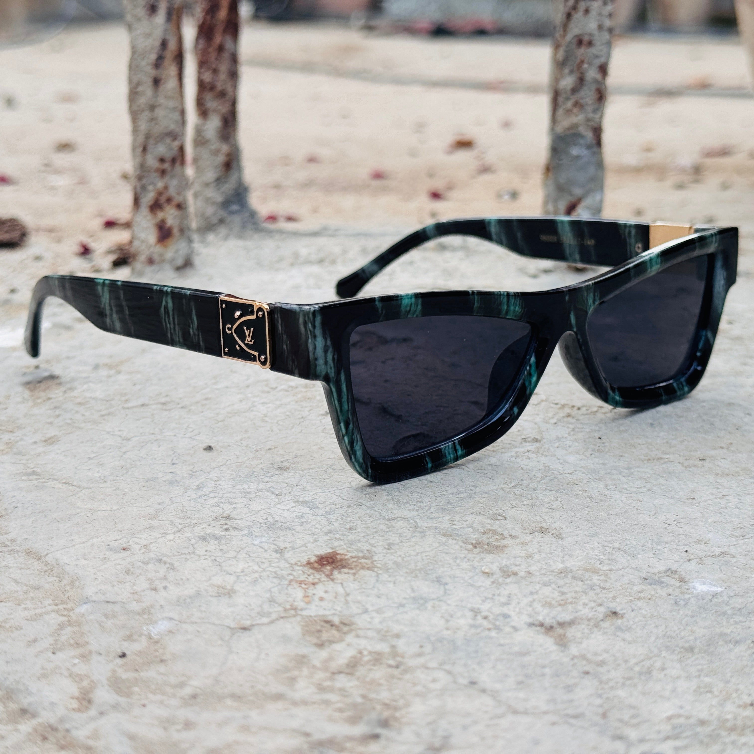Louis Vuitton – 96008 – 58 – Green Black – Acetate  - Sunglasses – Unisex