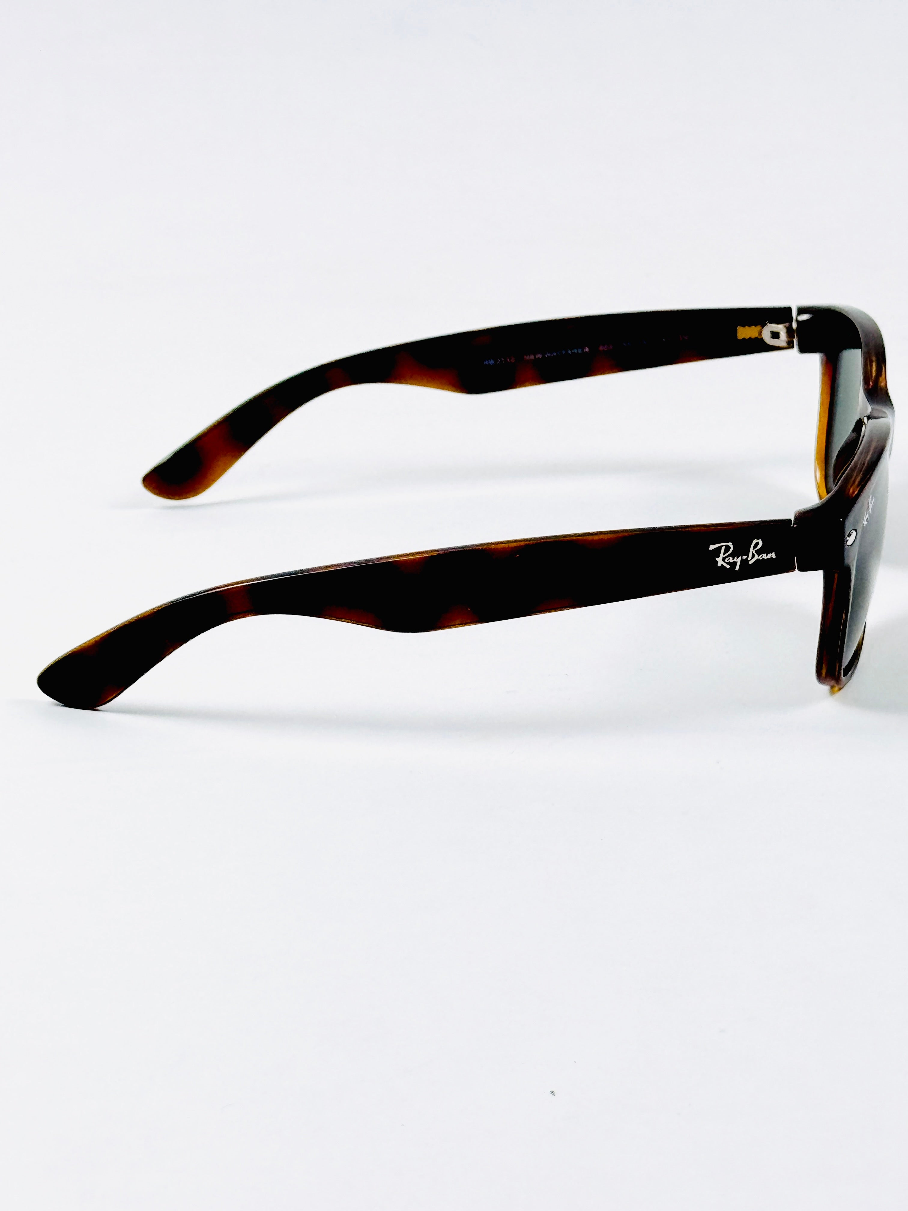RayBan – 2132 – 55 – Tortoise Green –  Acetate - Sunglasses – Unisex - Premium