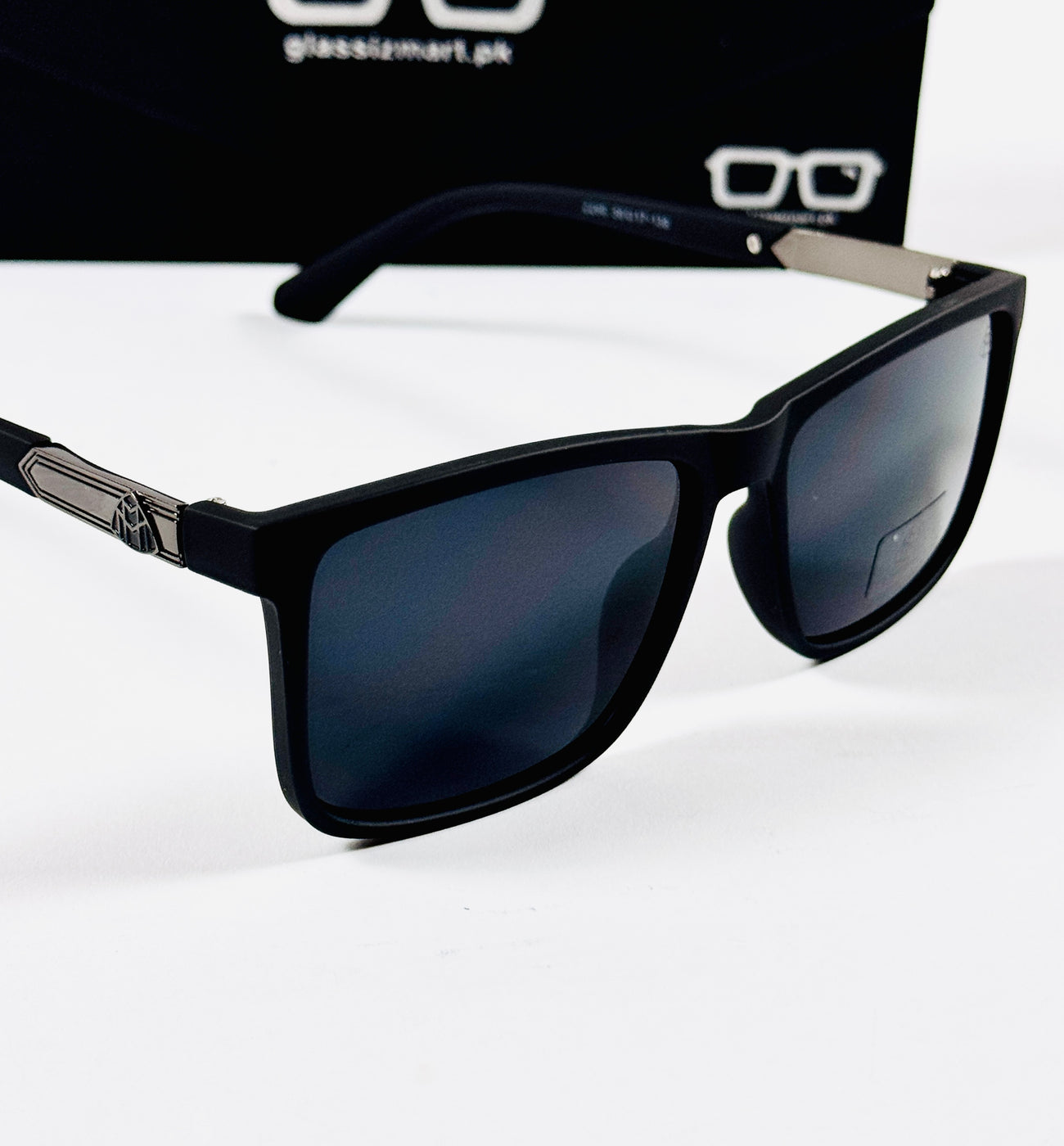 Maybach – 2290 – 56 – Black– Acetate – Sunglasses – Unisex