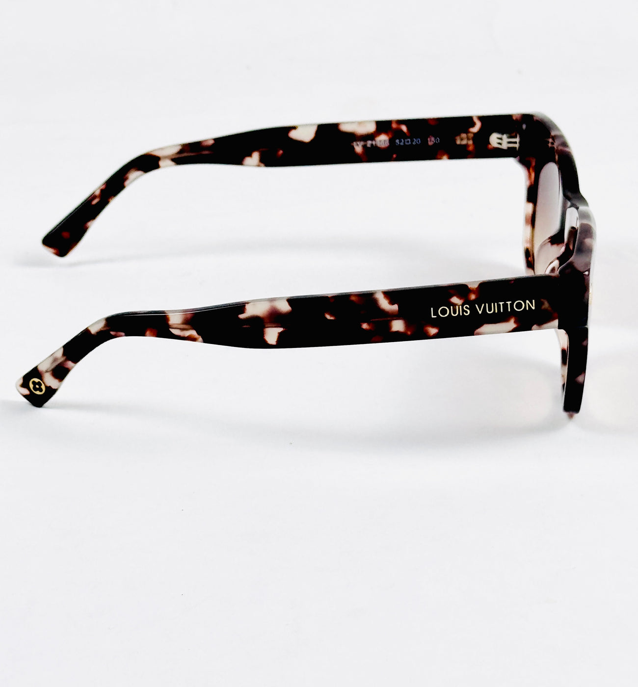 Louis Vuitton – 1966 - 52 – Textured –  Acetate - Sunglasses – Unisex - Premium