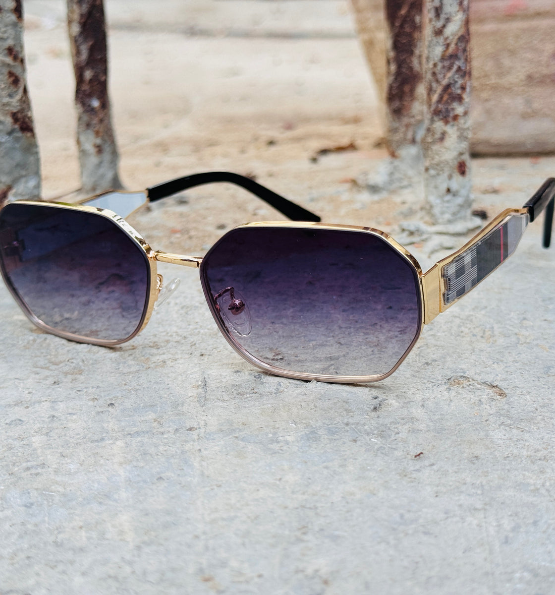 Burberry – 1939 – 55 – Golden Black Gradient – Metal – Sunglasses – Unisex