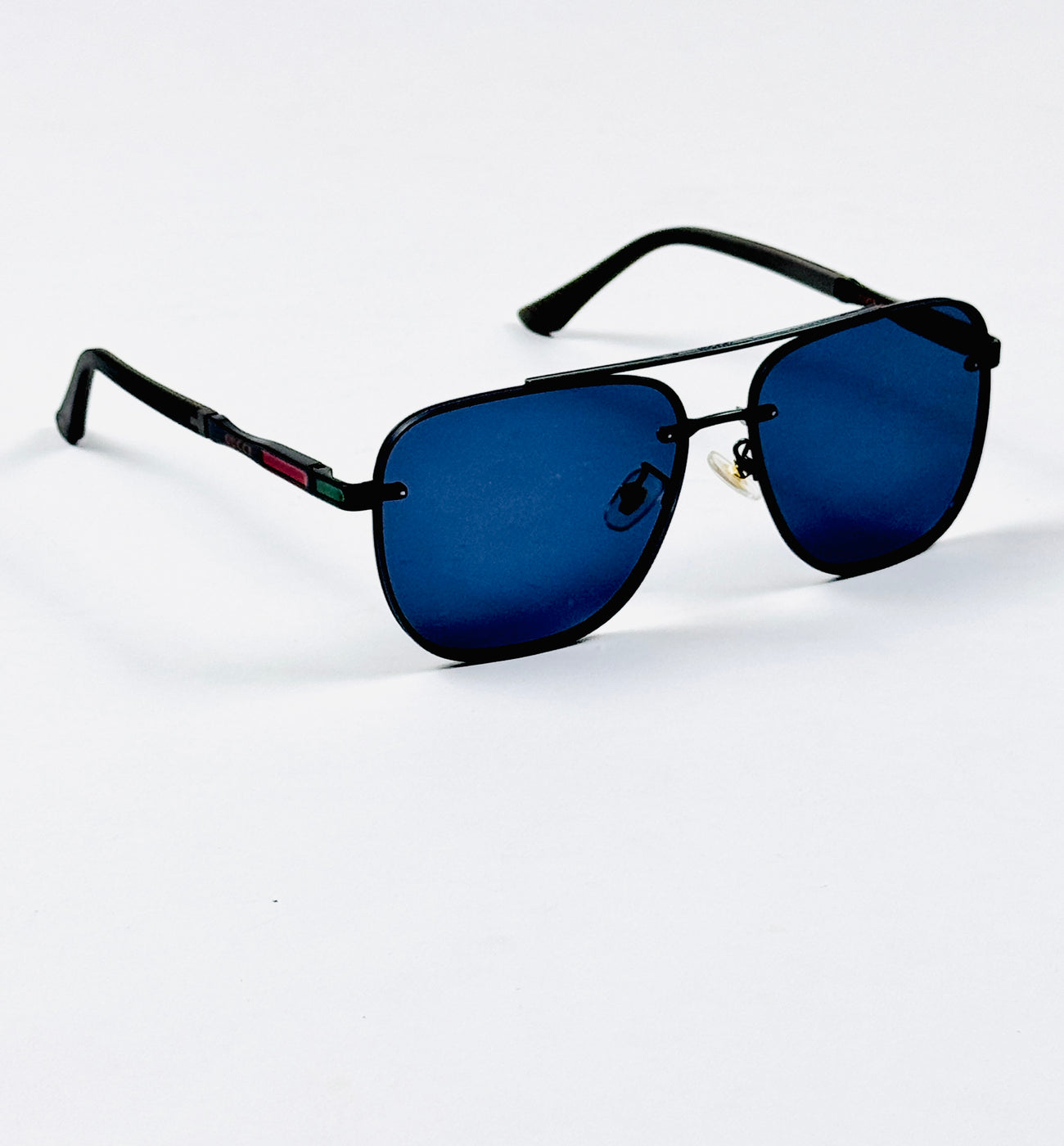 Gucci’s – 23219 – 60 – Black – Metal – Sunglasses – Unisex