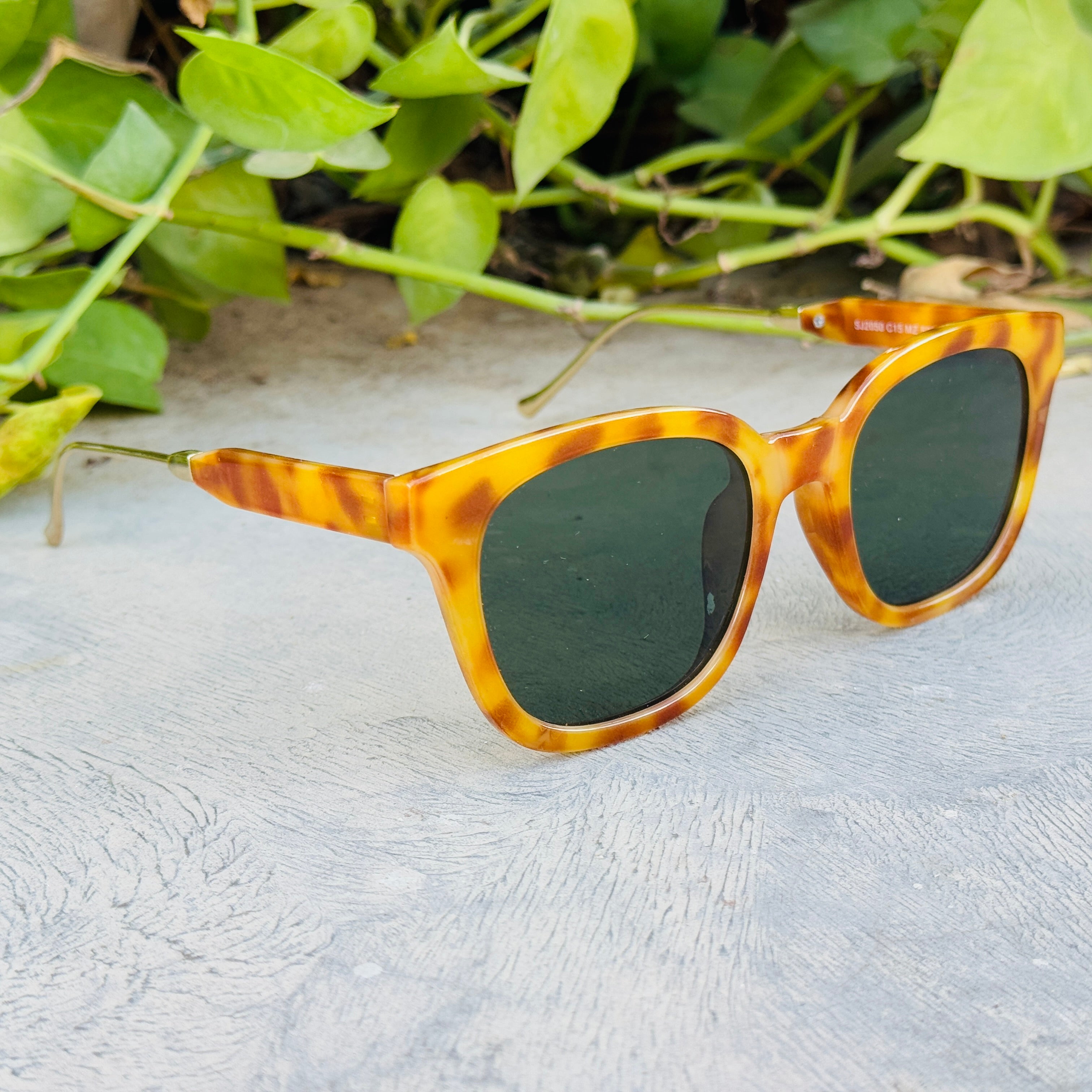 Dior – 2050 – 52 – Tortoise – Acetate – Metal -  Sunglasses – Ladies