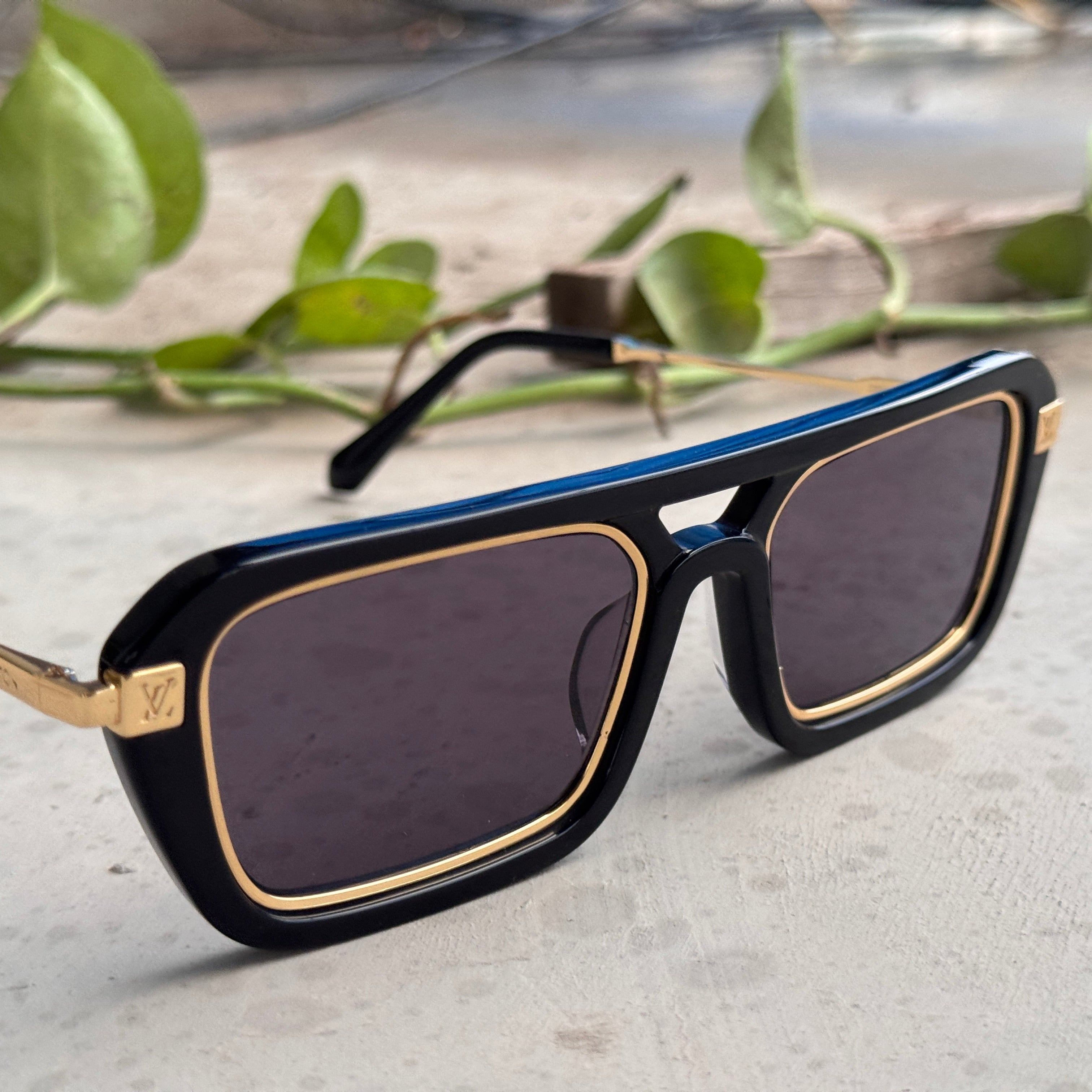 Louis Vuitton – 2596 - 55 – Golden Black – Acetate - Metal - Sunglasses – Unisex - Premium