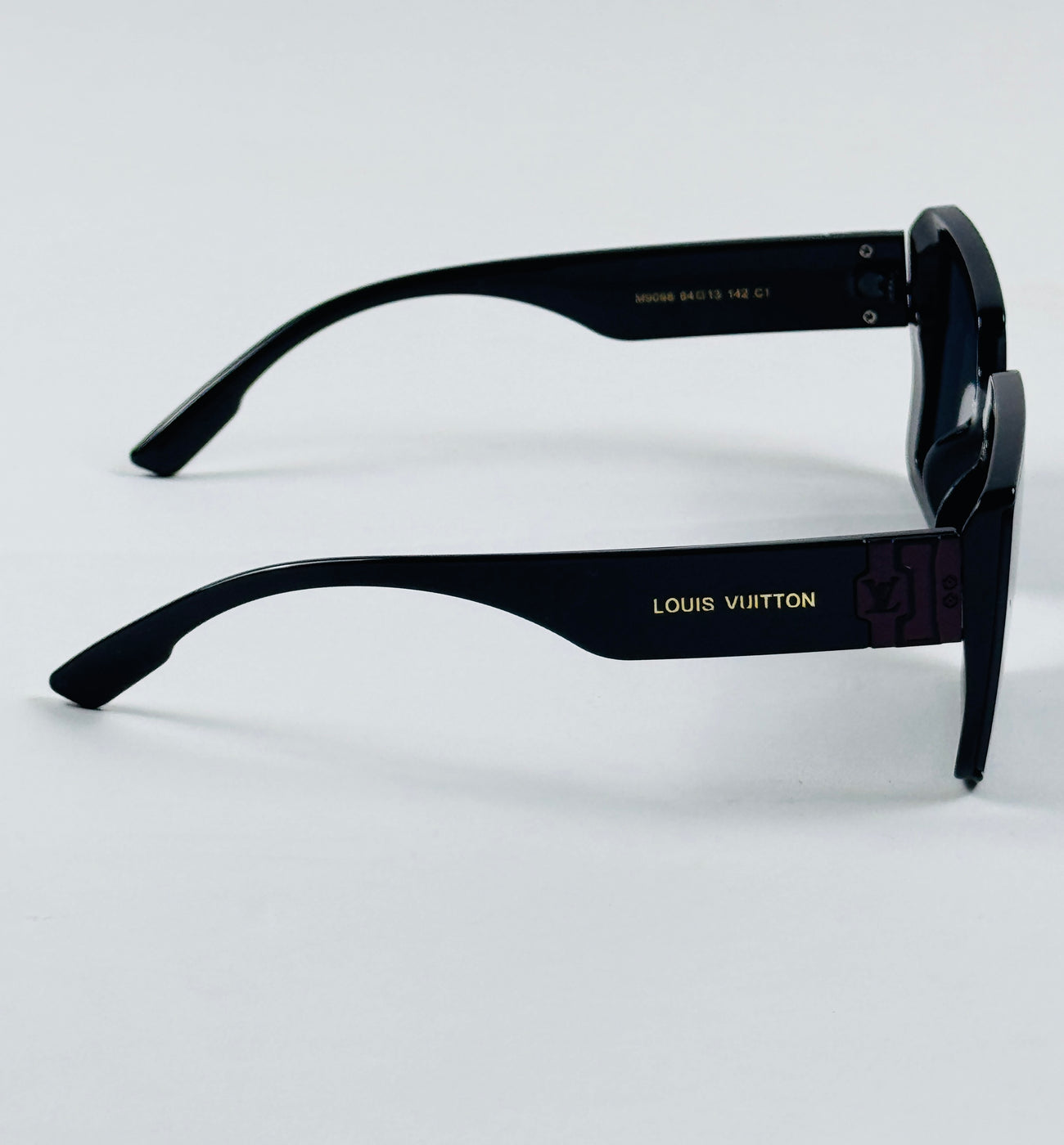 Louis Vuitton - 9098 – 64 – Black Gradient – Acetate – Sunglasses – Ladies