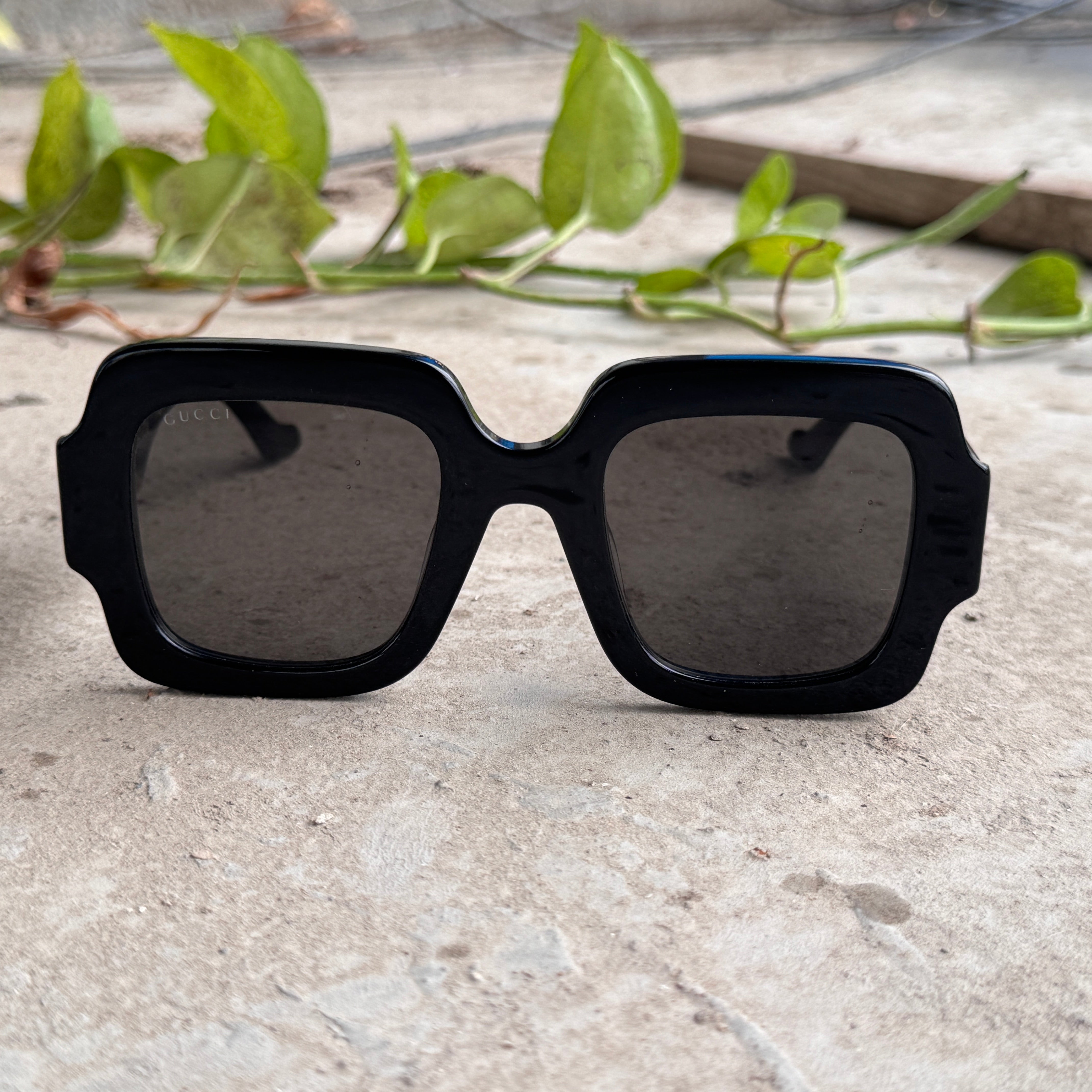 Gucci – 1547 - 50 – Black - Acetate - Sunglasses – Ladies - Premium