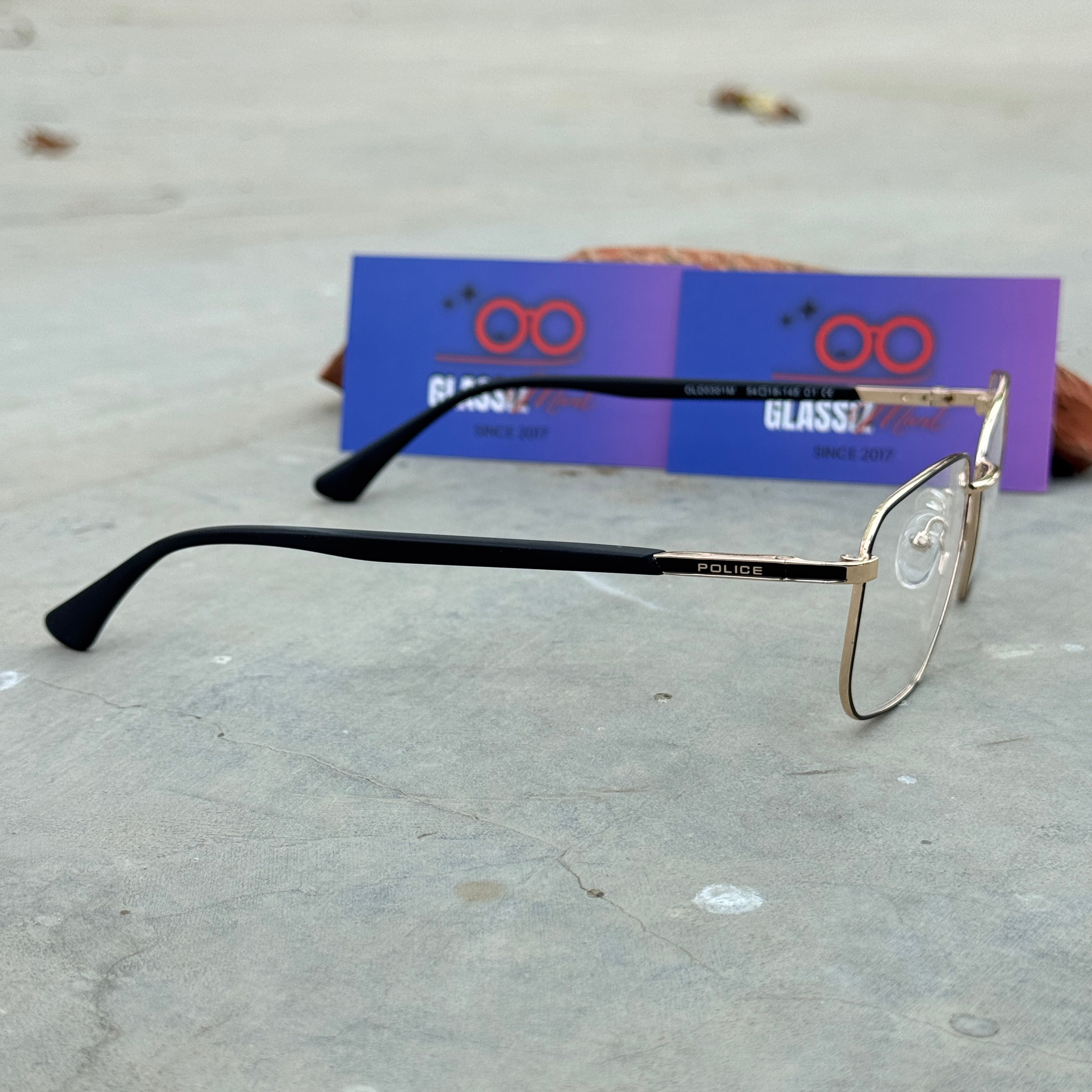 Police – 0301 – 54 – Silver Black – Metal - Optics – Unisex - Premium