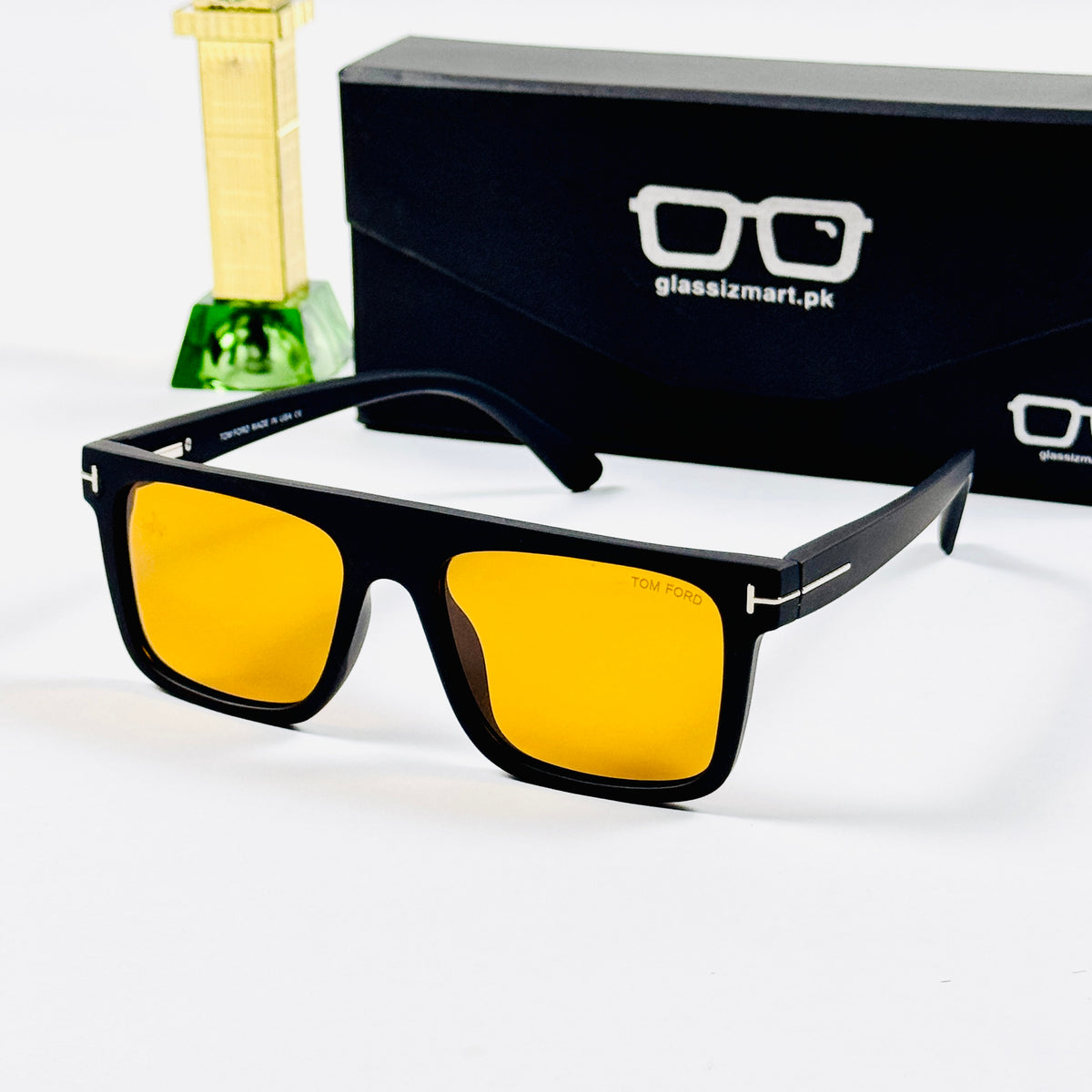 Tom Ford – 2022 - 49 - Black Yellow – Acetate - Sunglasses – Unisex