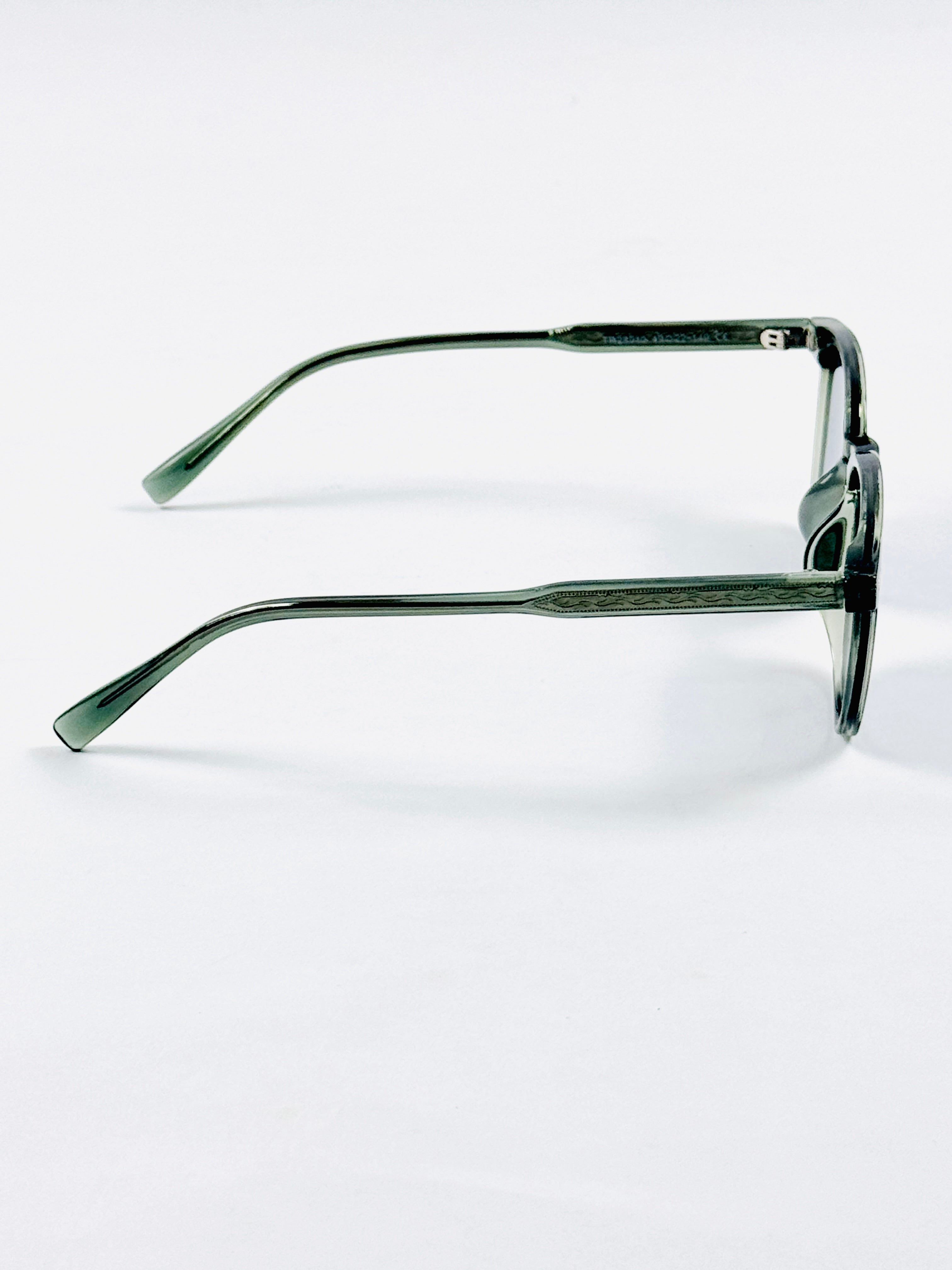 Gentle Monster – 28010 - 49 - Green Black – Acetate – Sunglasses - Unisex