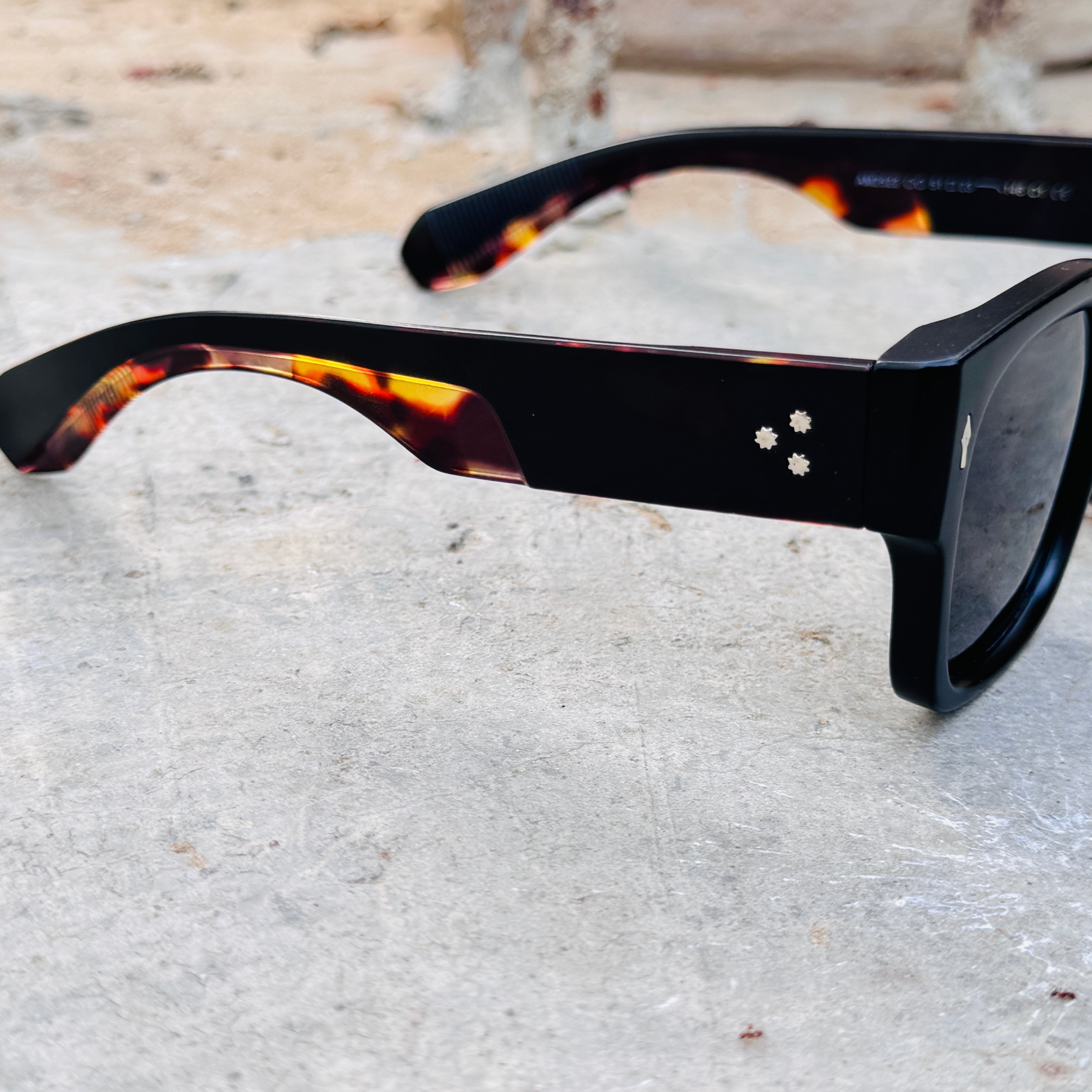 Moscot – 2522 – 51 - Black – Acetate  – Sunglasses - Unisex
