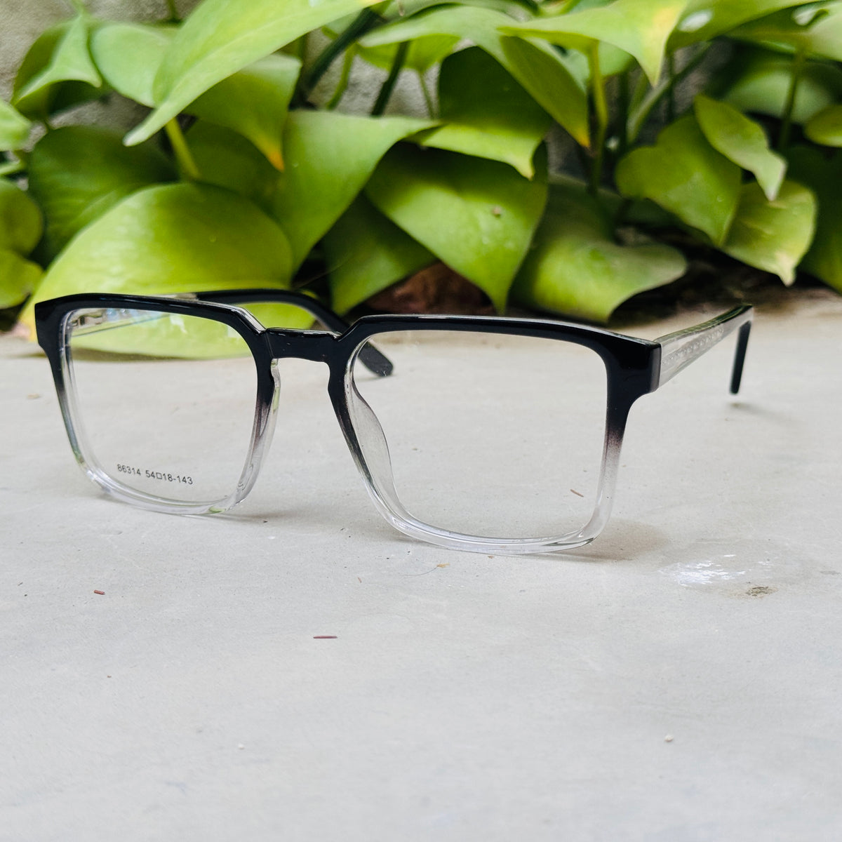 Tumbler – 86314 – 54 – Black Gradient –  Acetate - Optics – Unisex