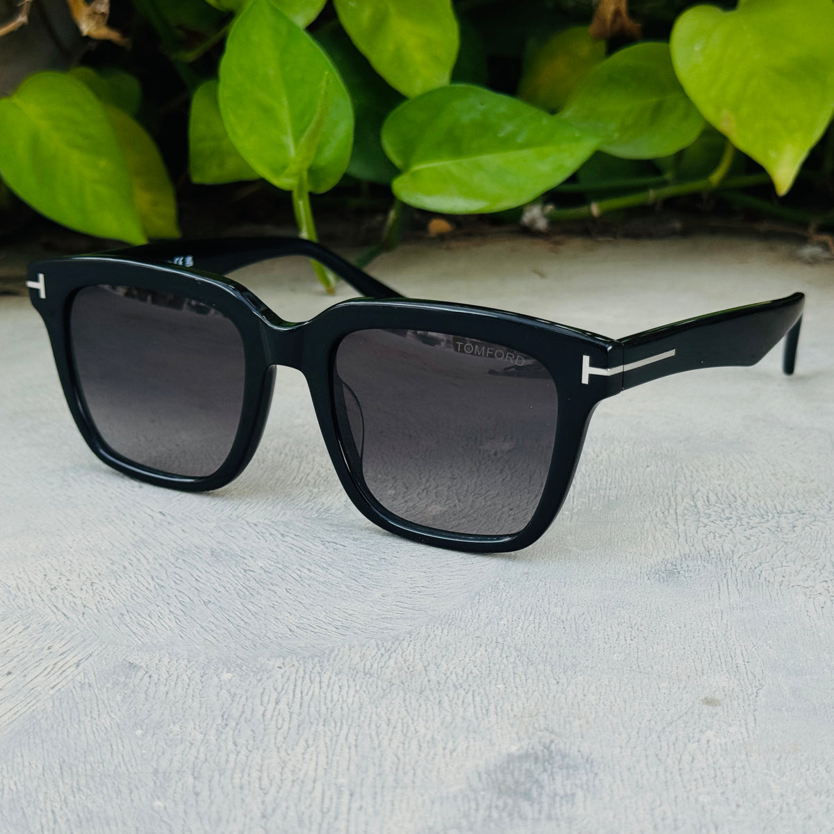 Tom Ford – 0646 - 53 – Black Gradient – Acetate - Sunglasses – Unisex - Premium