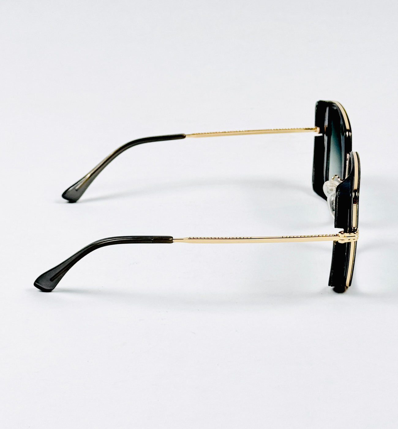 Dior – 220 – 56 – Golden Green Gradient – Metal – Sunglasses – Ladies