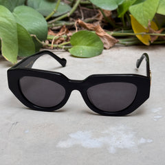 Gucci – 1421 - 51 – Black – Acetate - Sunglasses – Ladies - Premium