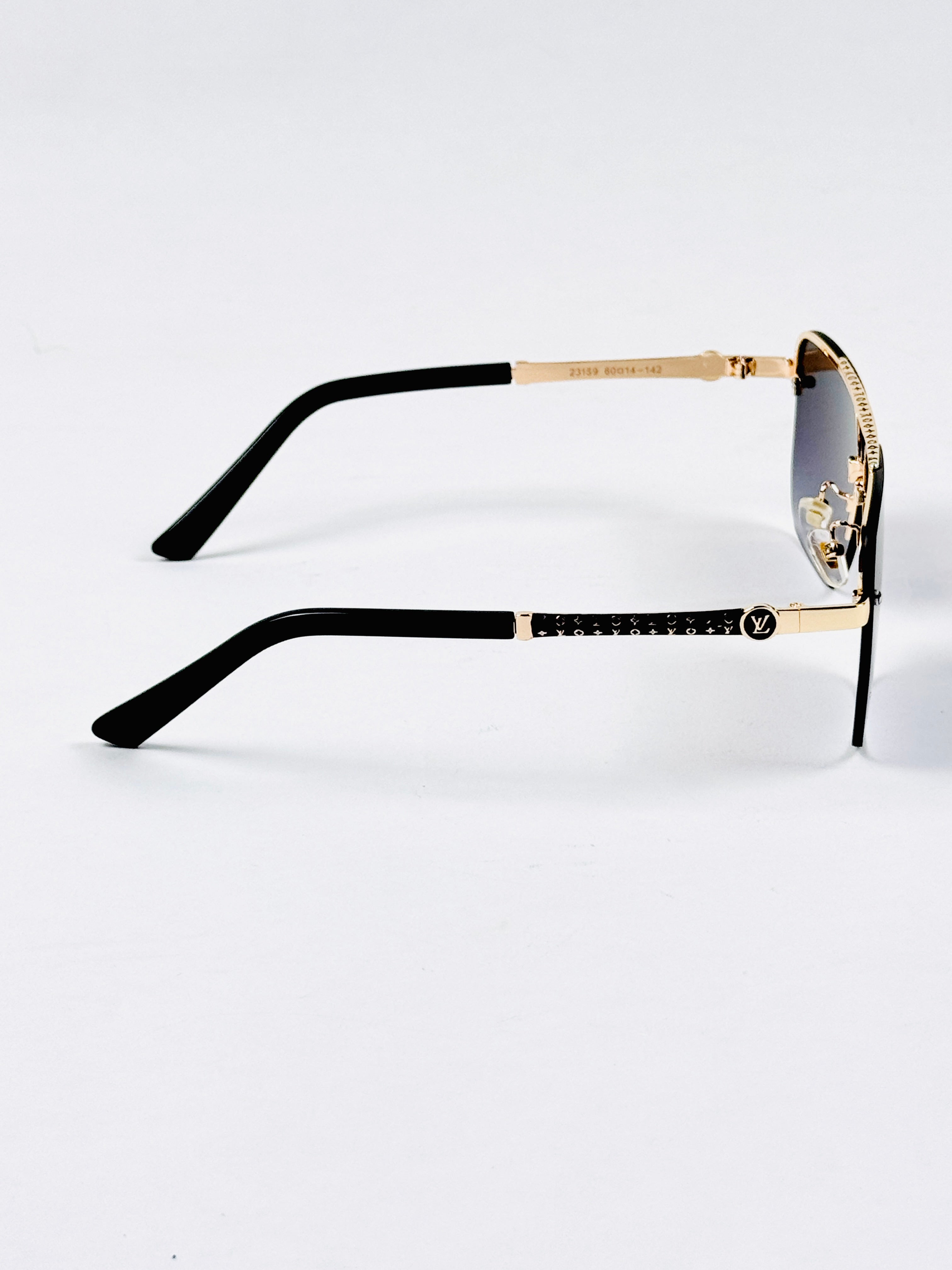 Louis Vuitton – 23159 – 60 – Golden Black Gradient – Metal – Sunglasses – Unisex