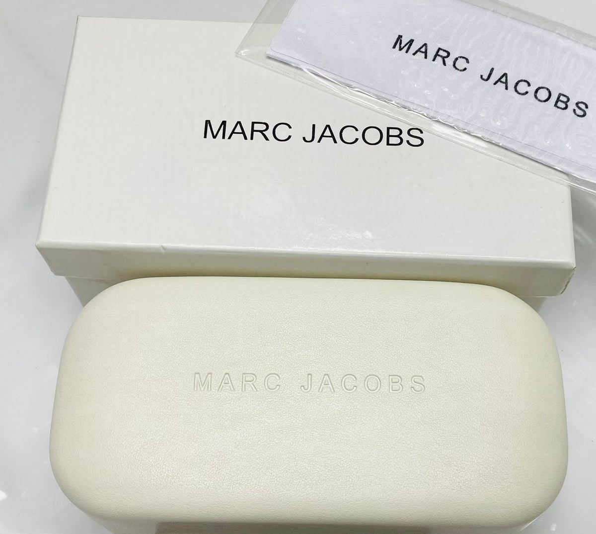 Marc Jacobs - Brand Box