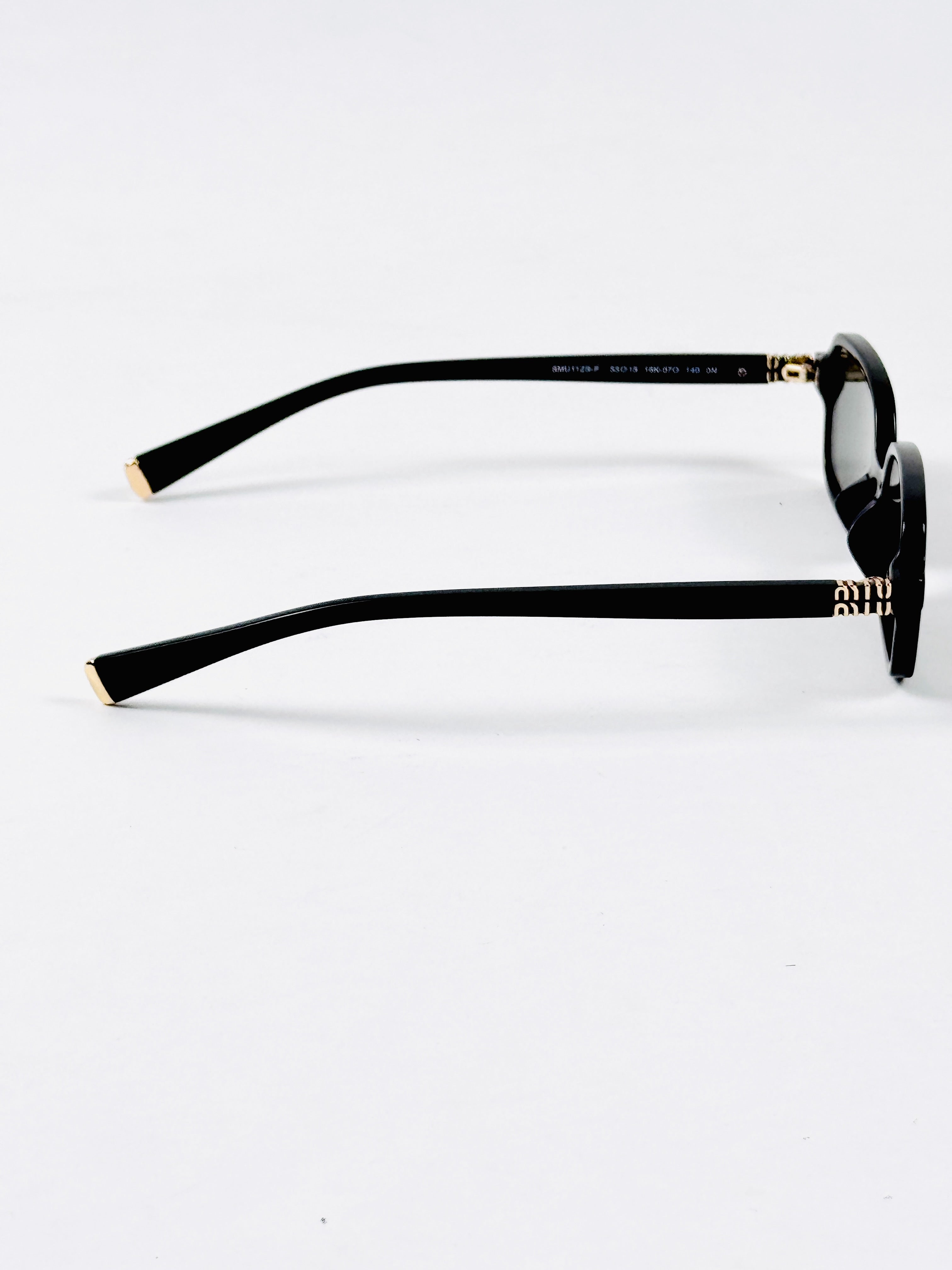 Miu Miu – SMU11ZS - 53 – Black – Acetate - Sunglasses – Unisex - Premium