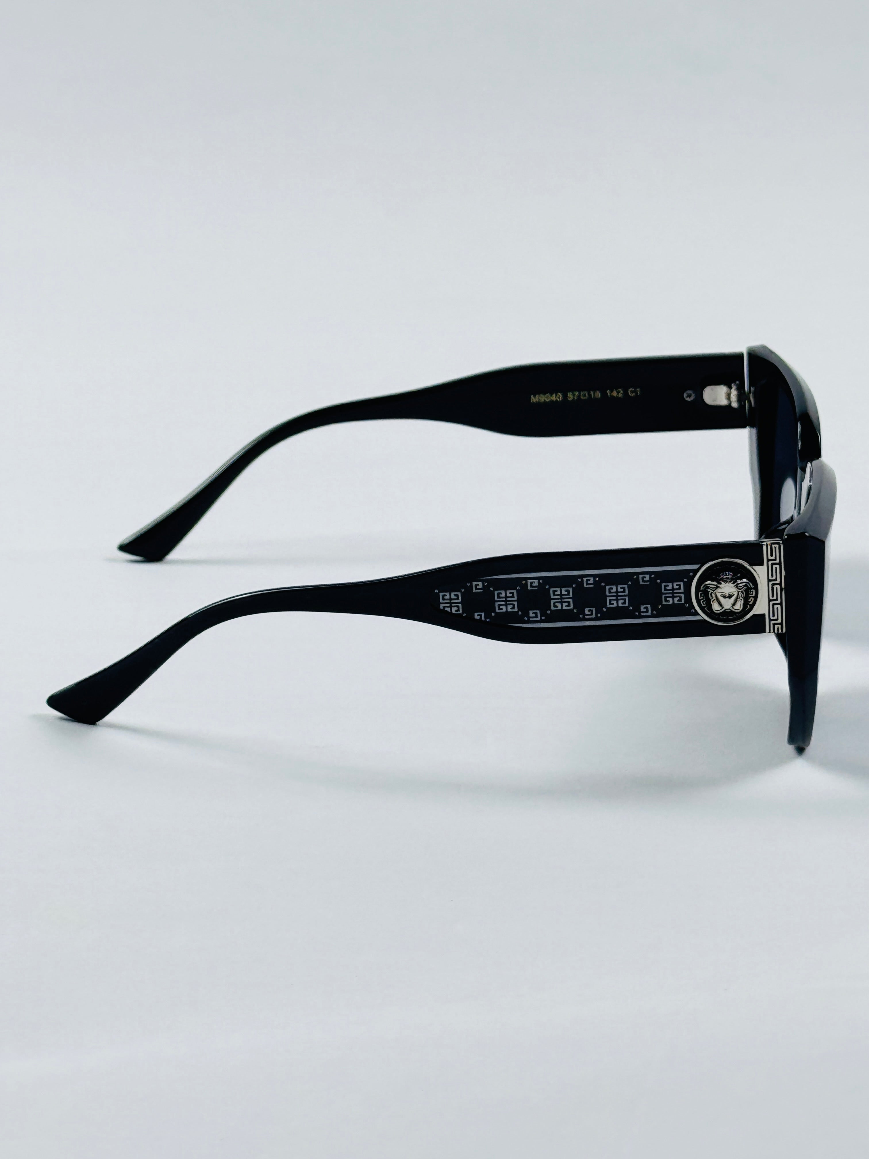 Versace - 9040 – 57 – Black – Acetate – Sunglasses – Ladies