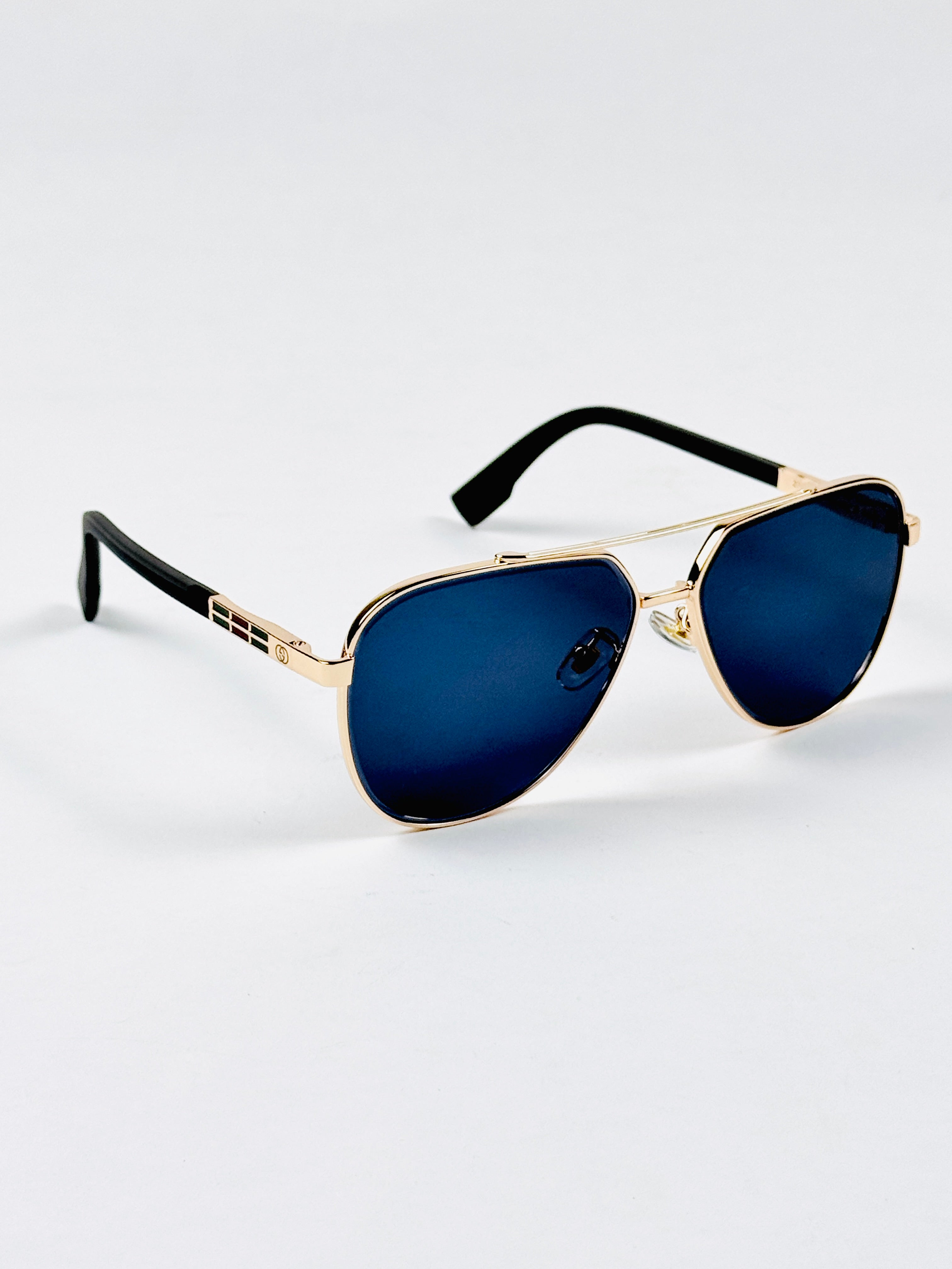 Gucci – 23394 - 61 – Golden Black – Metal – Sunglasses