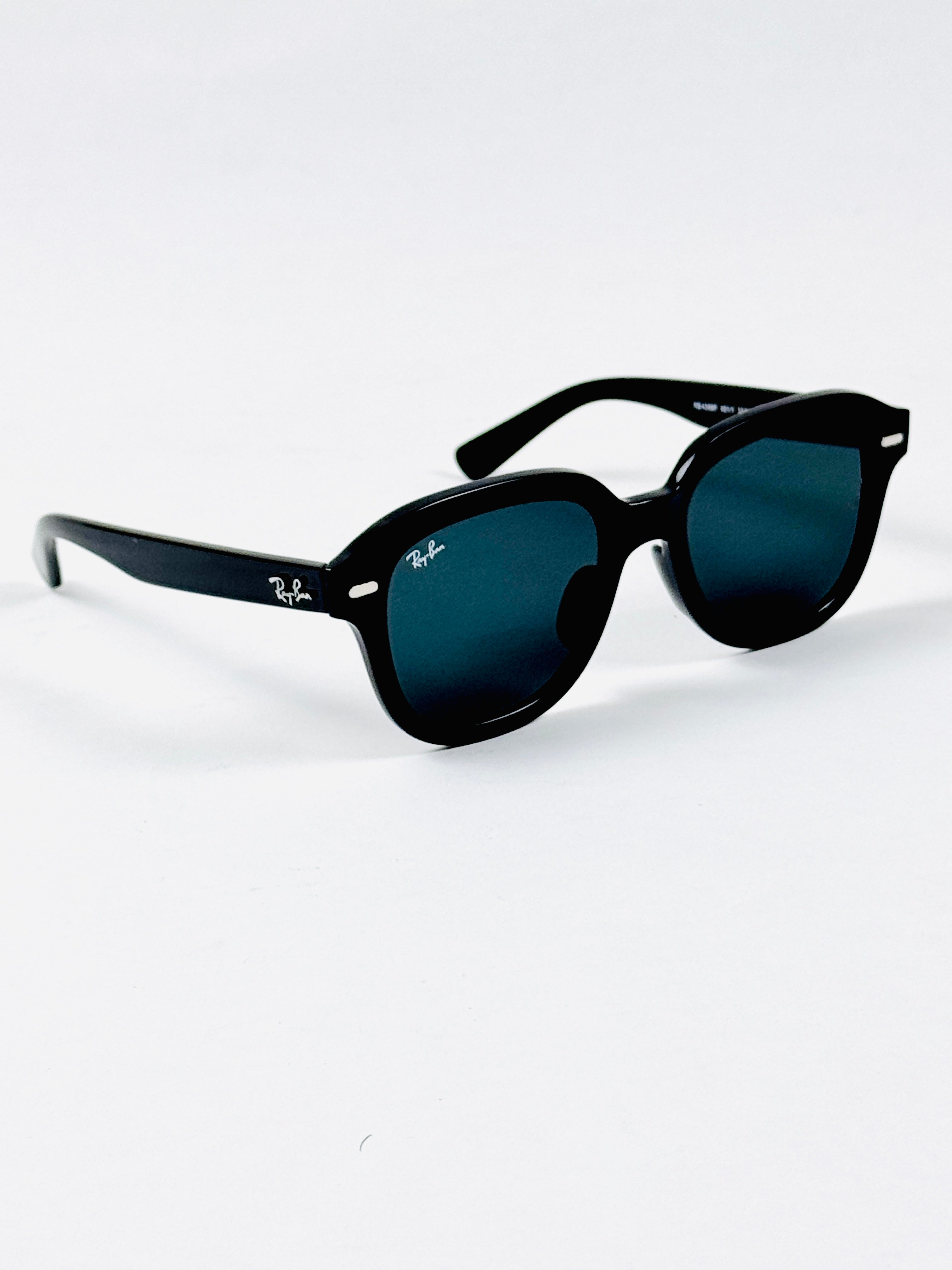 RayBan – 4398 – 54 – Black –  Acetate - Sunglasses – Unisex - Premium