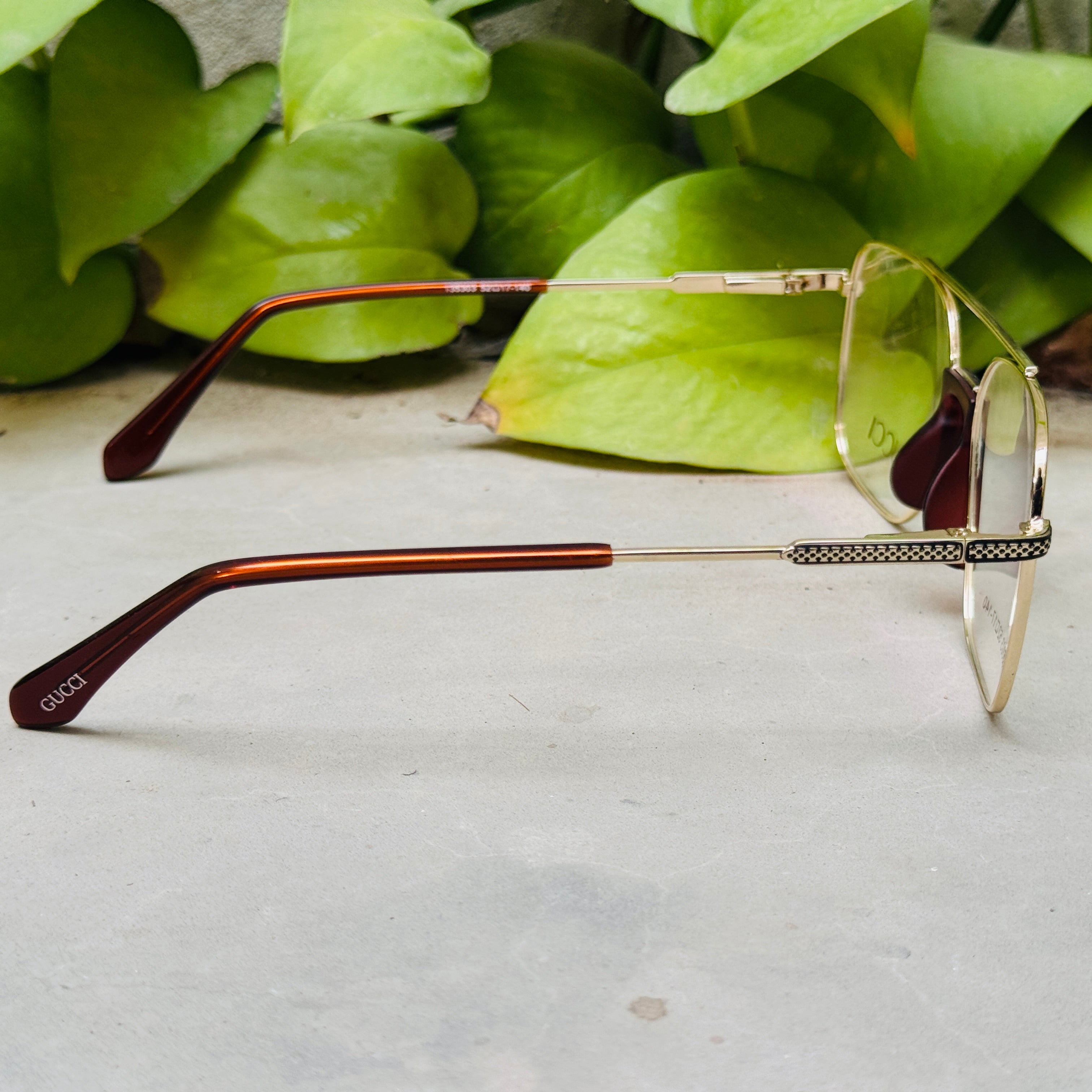 Gucci – 135303 – 52 – Golden –  Metal - Optics – Unisex