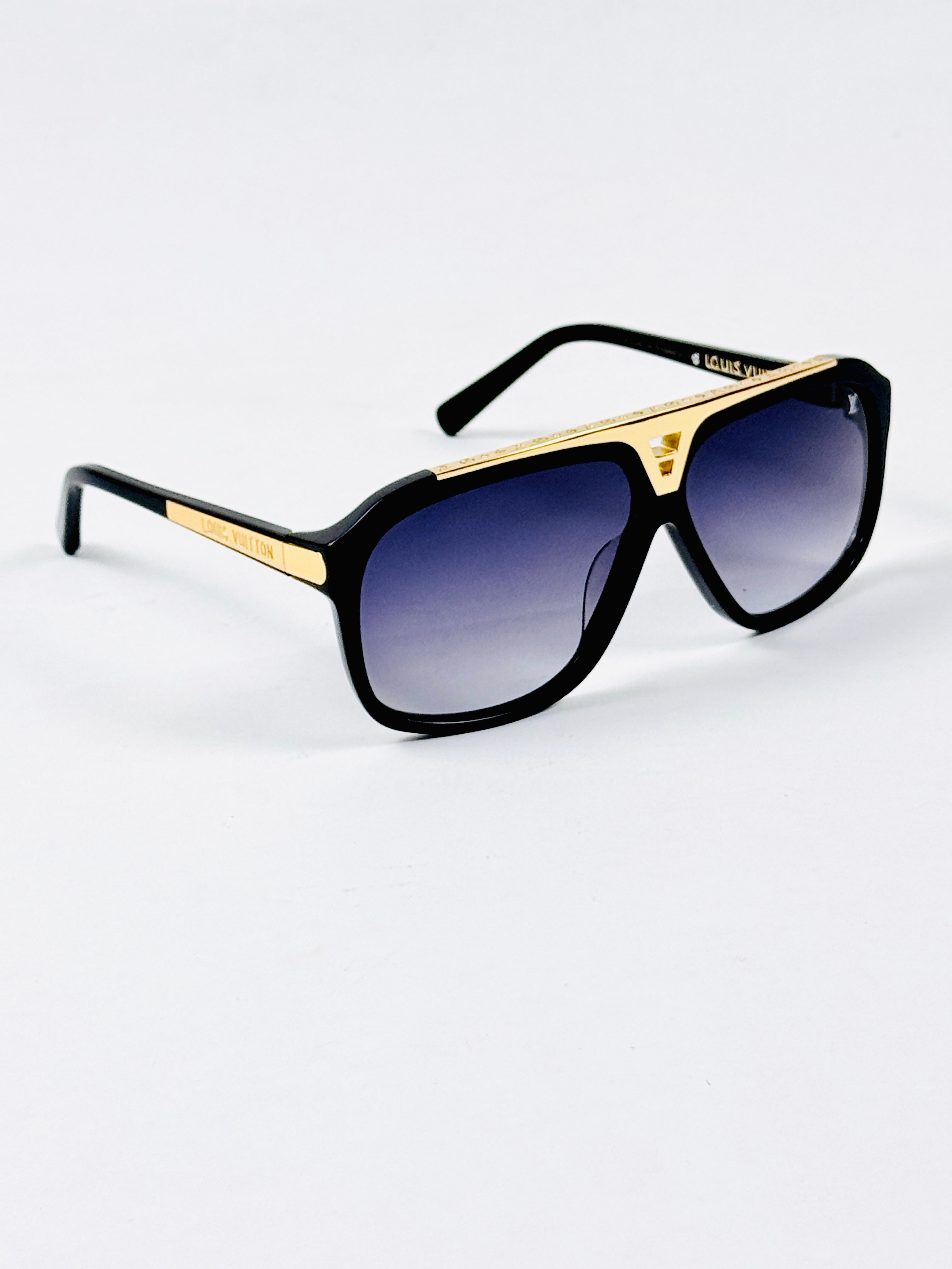 Louis Vuitton – 0105 - 62 – Black Gradient - Acetate - Sunglasses – Unisex - Premium