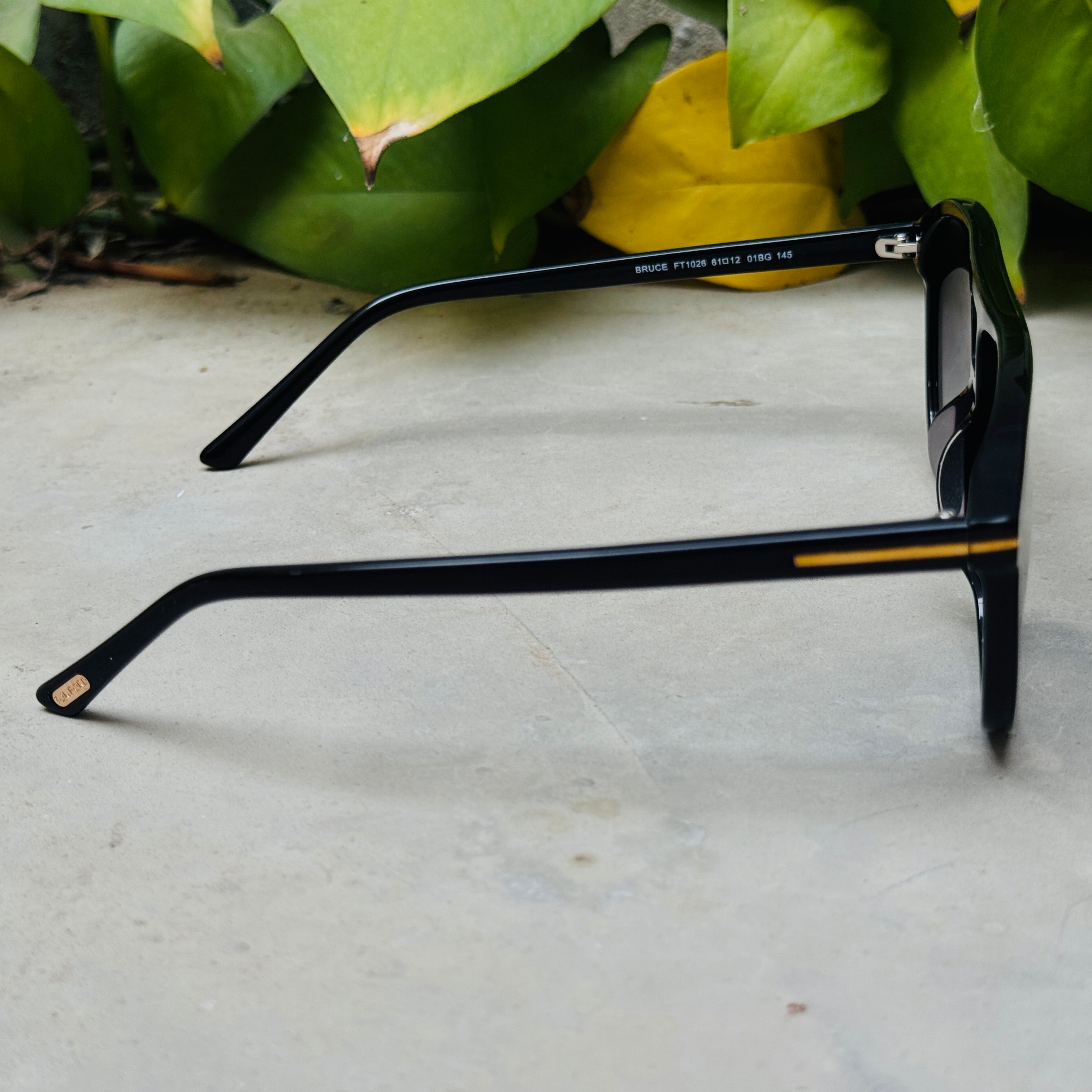 Tom Ford – 1026 - 61 – Black Gradient – Acetate - Sunglasses – Unisex - Premium