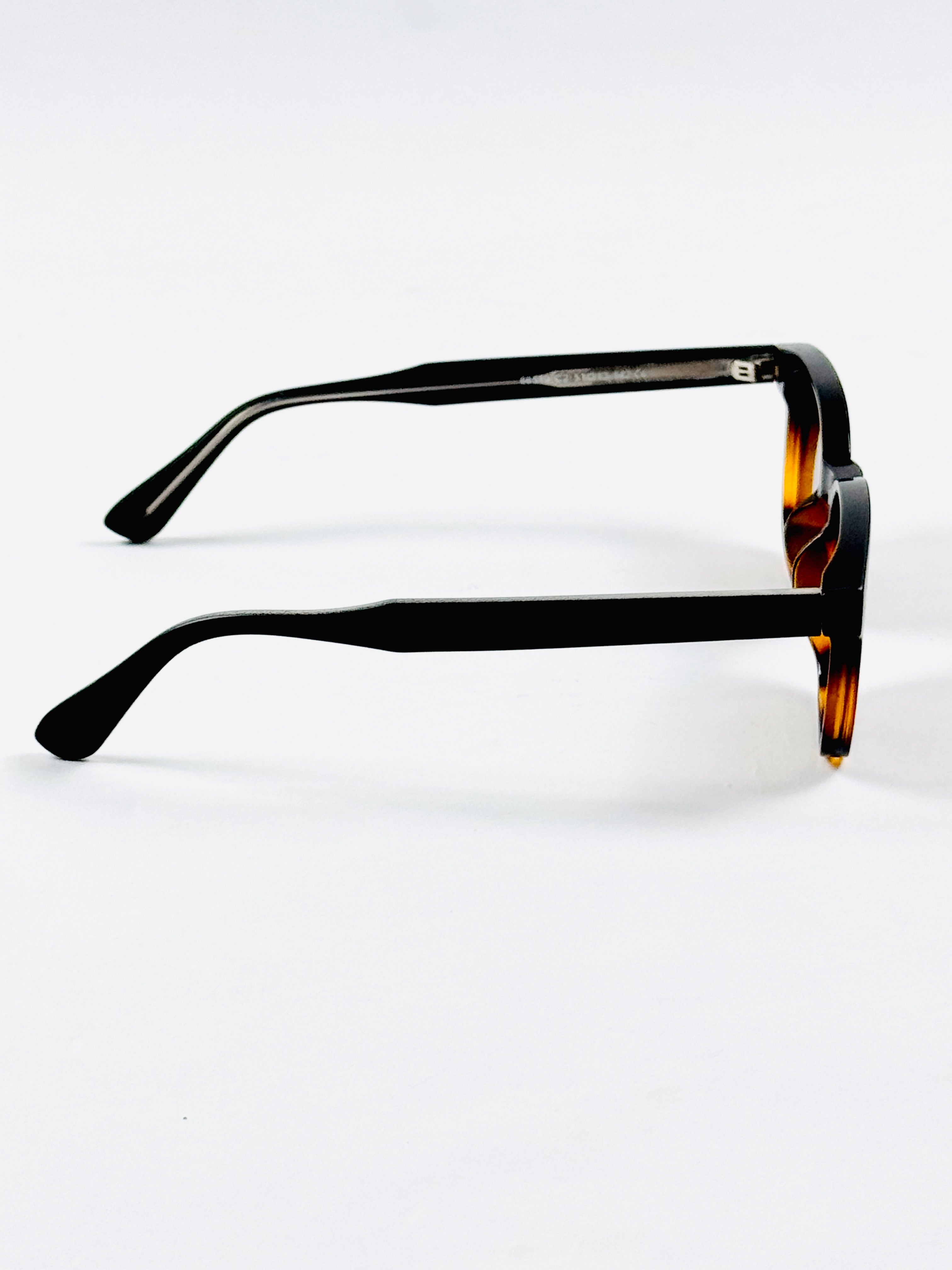 Moscot - 66519 – 51 – Tortoise Brown – Acetate – Sunglasses – Unisex