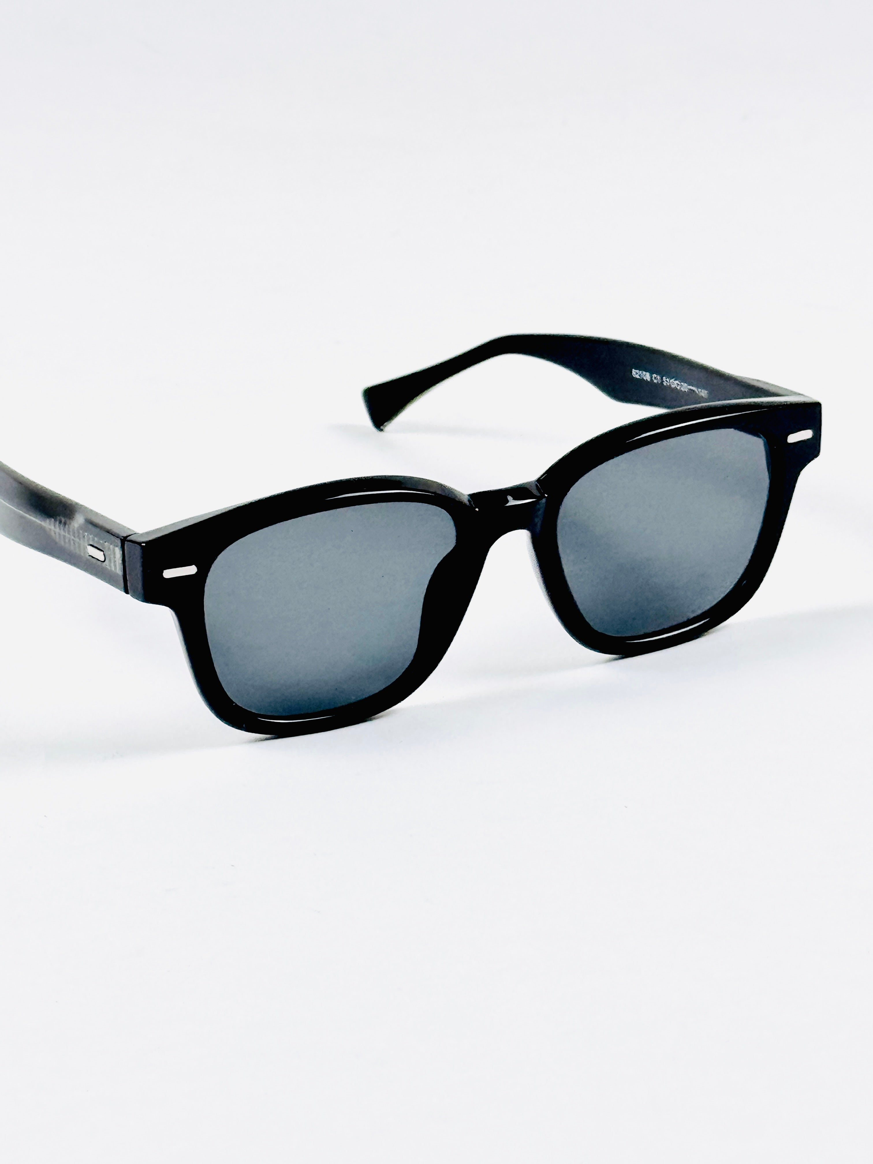 Moscot - 62108 – 51 – Black – Acetate – Sunglasses – Unisex