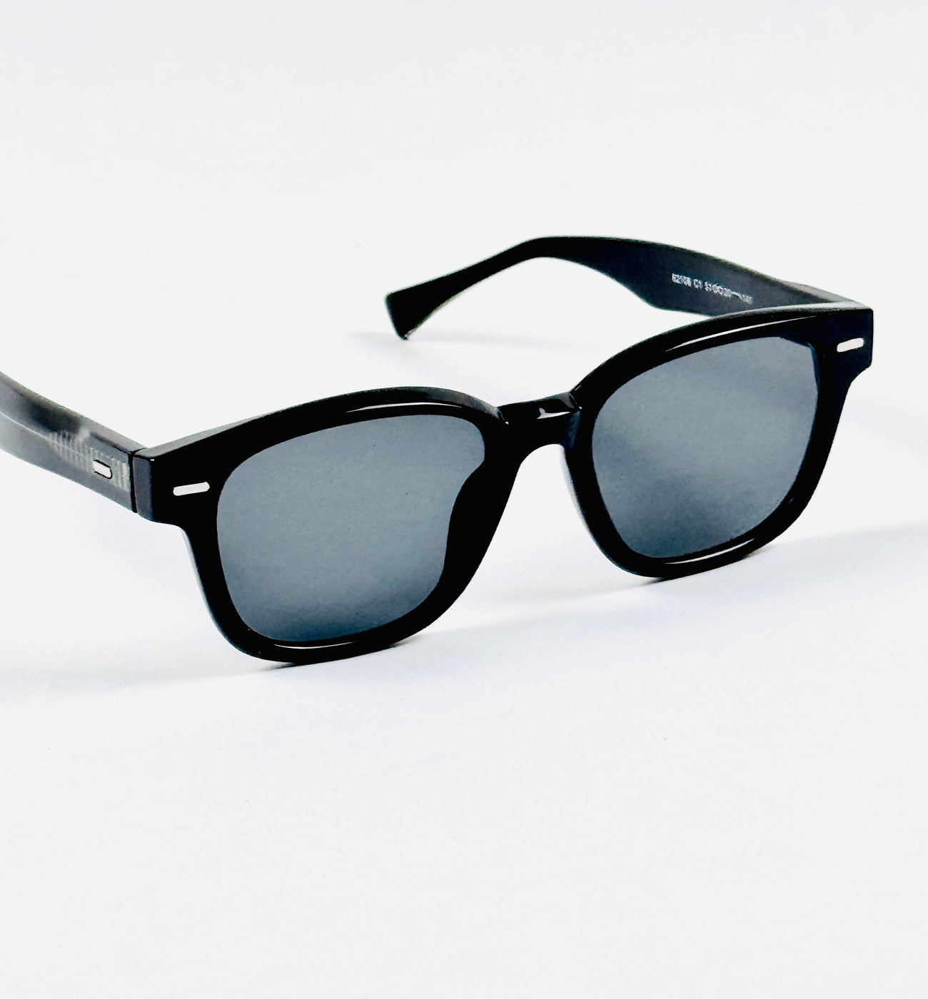 Moscot - 62108 – 51 – Black – Acetate – Sunglasses – Unisex