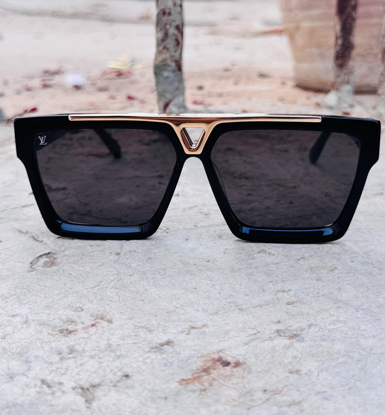 Louis Vuitton – 1502 - 60 –   Black - Acetate - Sunglasses – Unisex - Premium