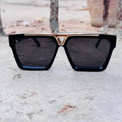 Louis Vuitton – 1502 - 60 –   Black - Acetate - Sunglasses – Unisex - Premium
