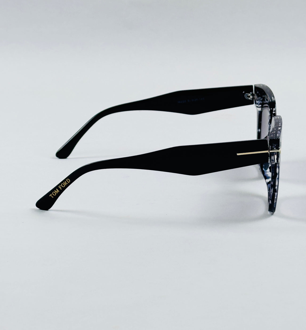 Tom Ford - 36222 – 54 – Black Textured – Acetate – Sunglasses – Ladies