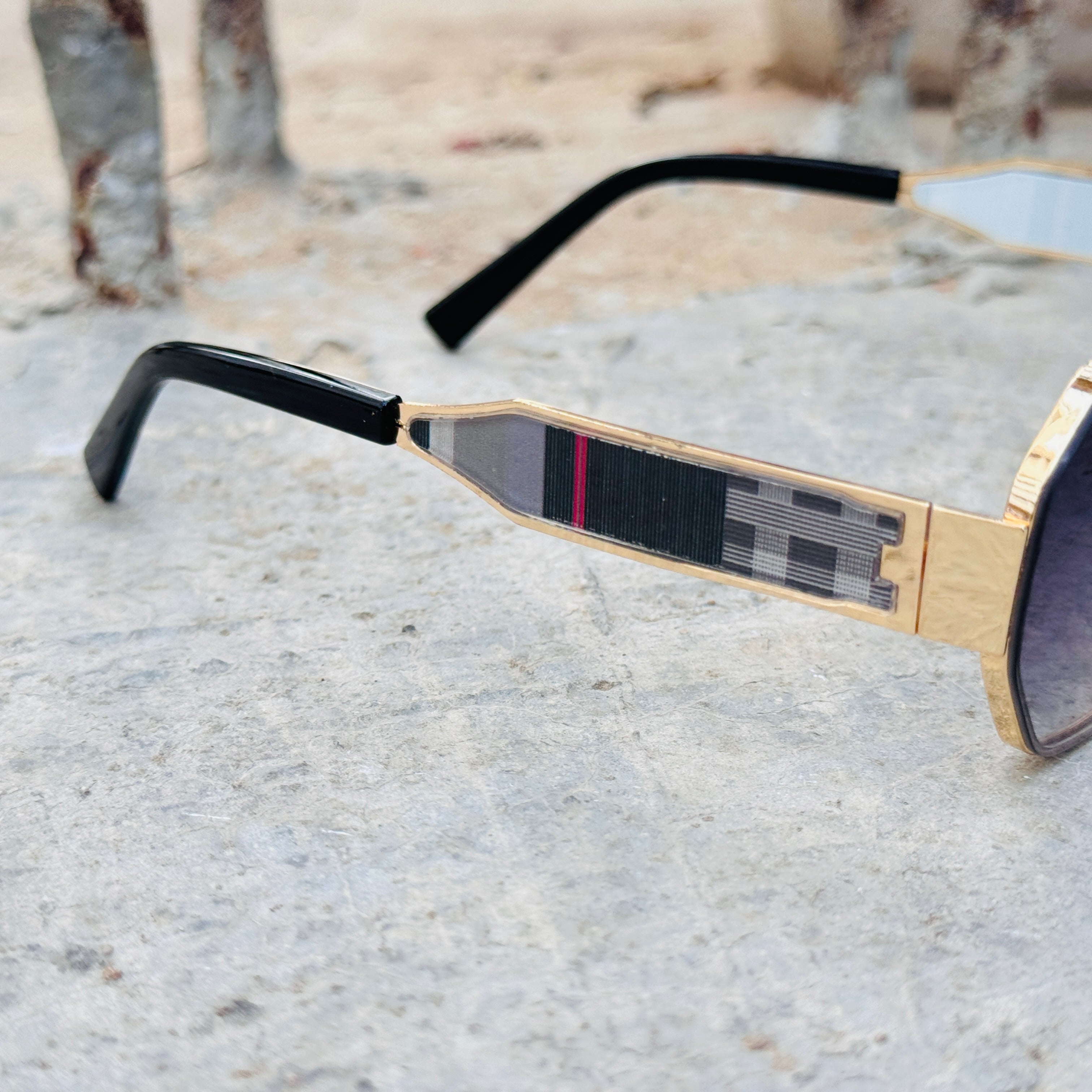 Burberry – 1939 – 55 – Golden Black Gradient – Metal – Sunglasses – Unisex